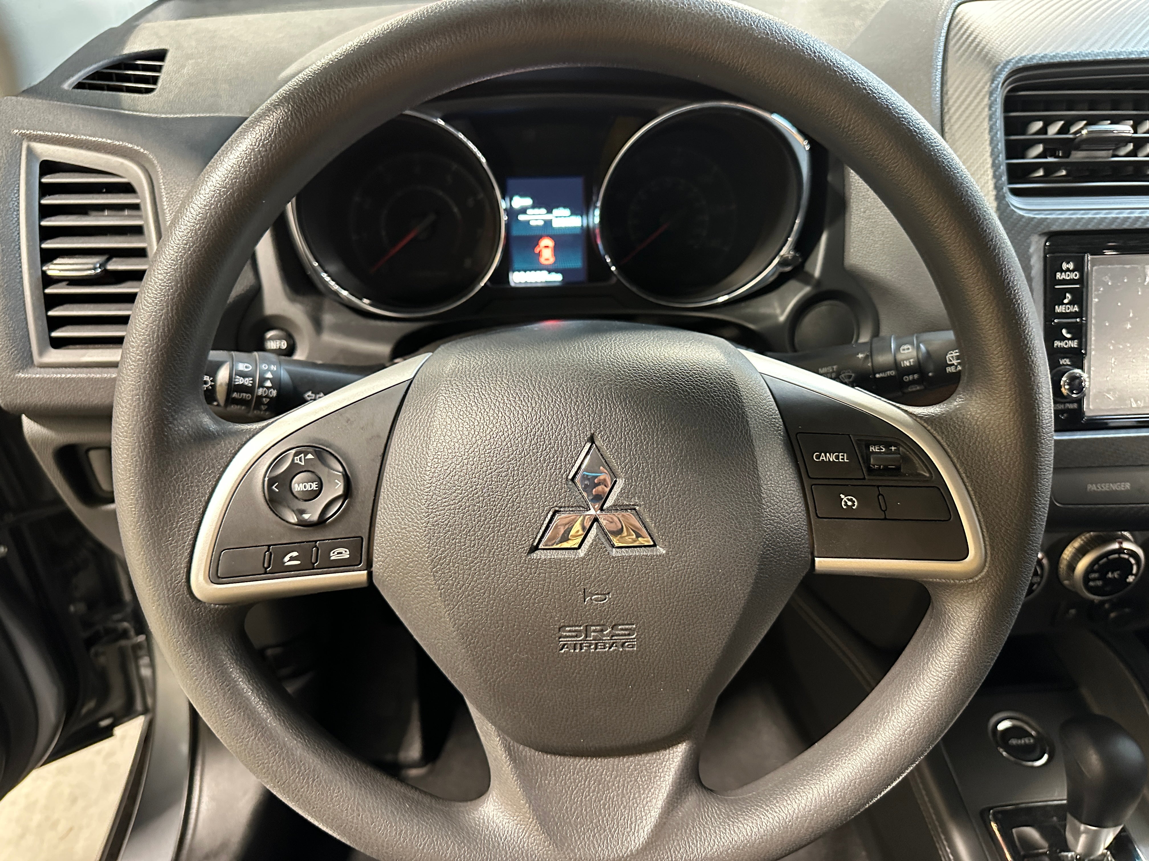 2023 Mitsubishi Outlander Sport ES 5