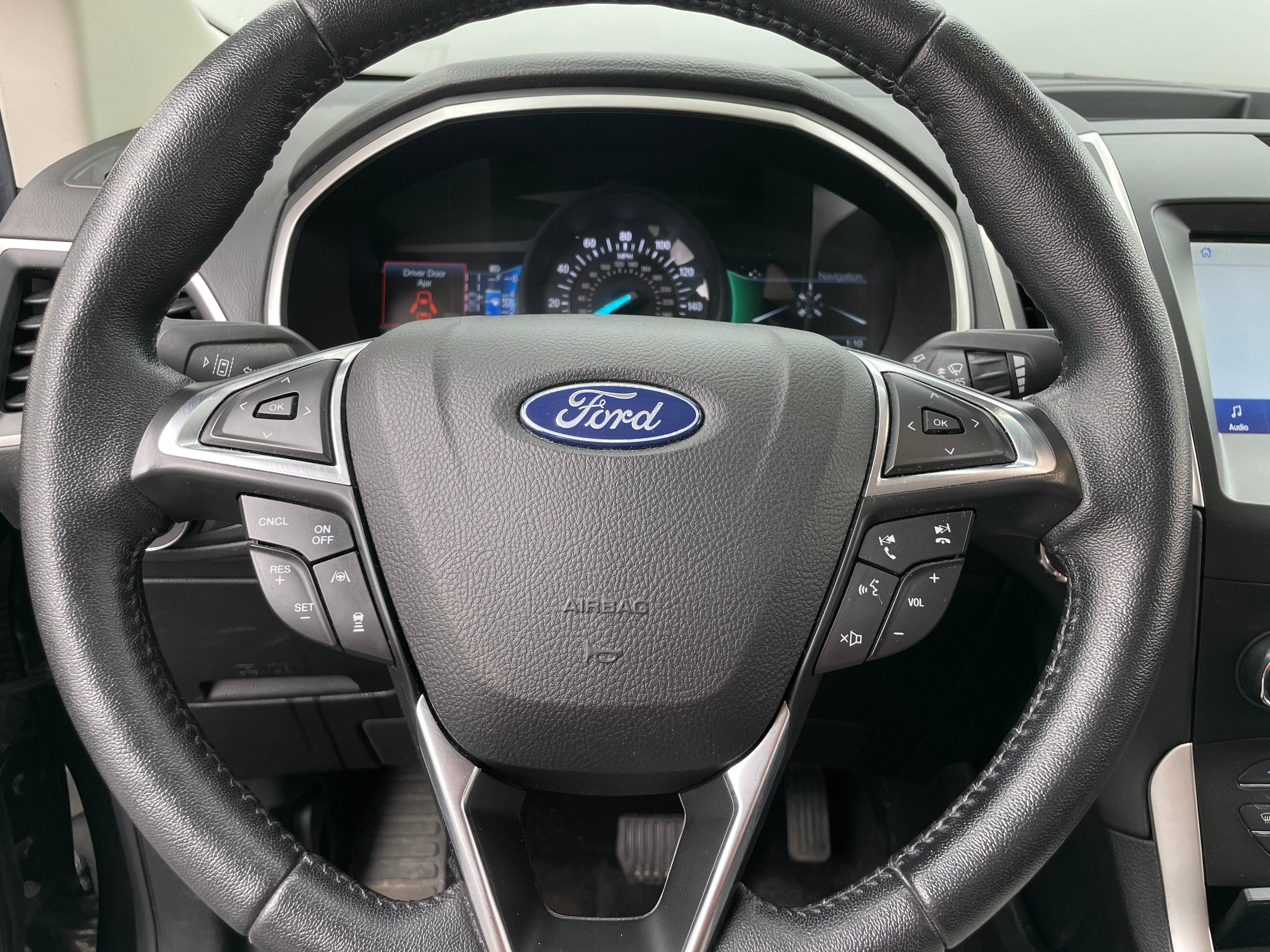 2020 Ford Edge SEL 4