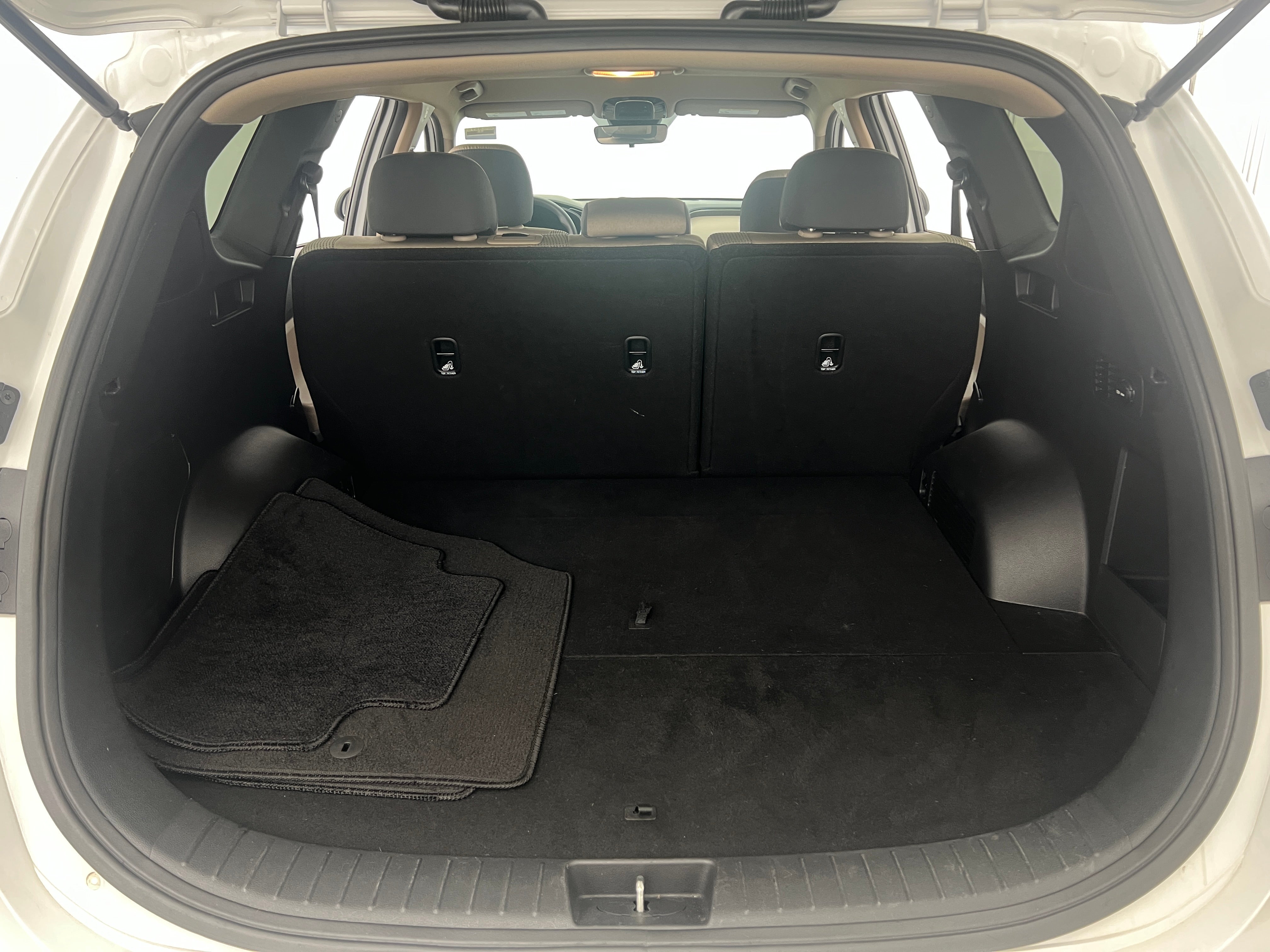 2023 Hyundai Santa Fe SE 7