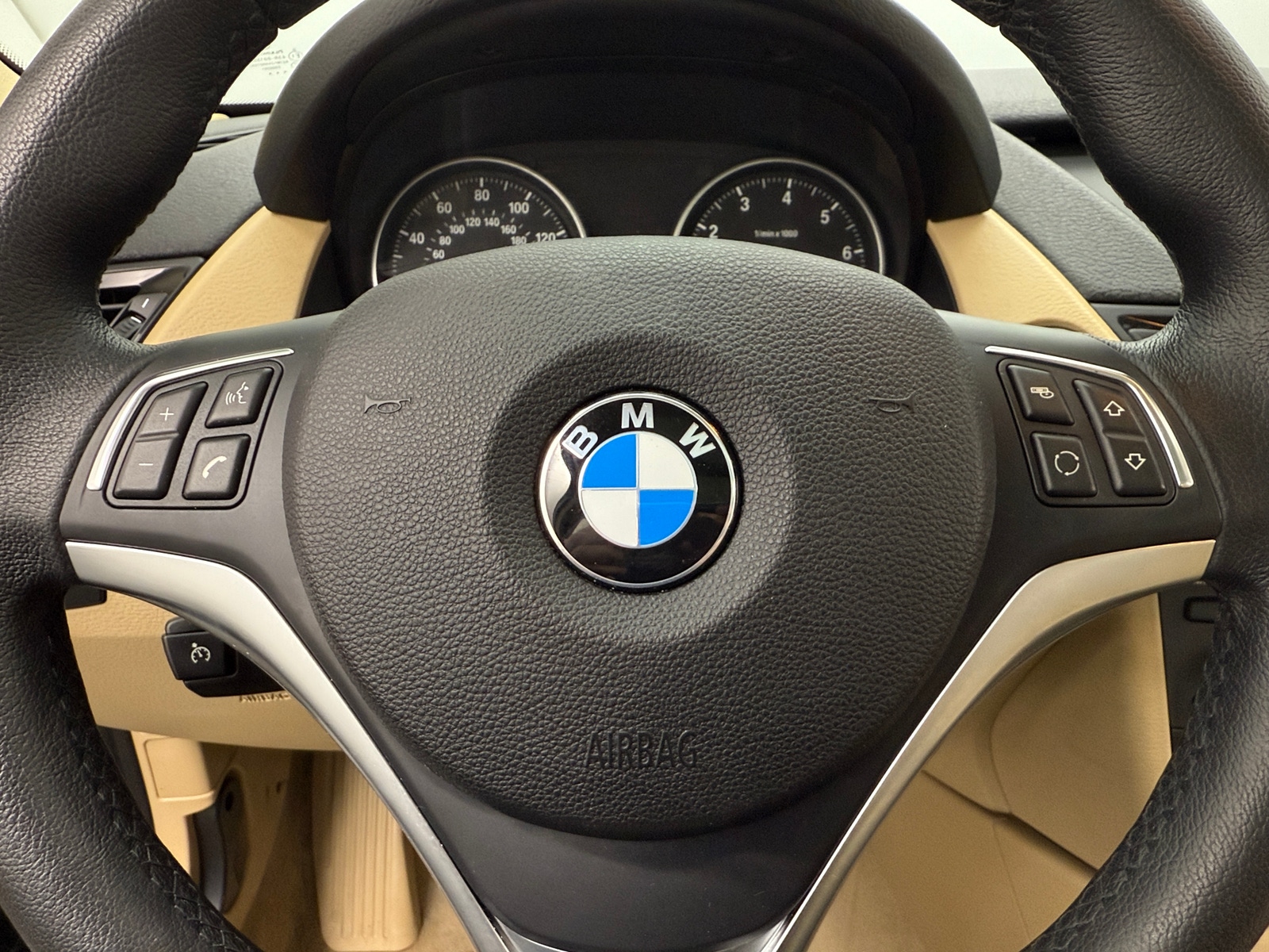 Thumbnail: 2015 BMW X1 - 4
