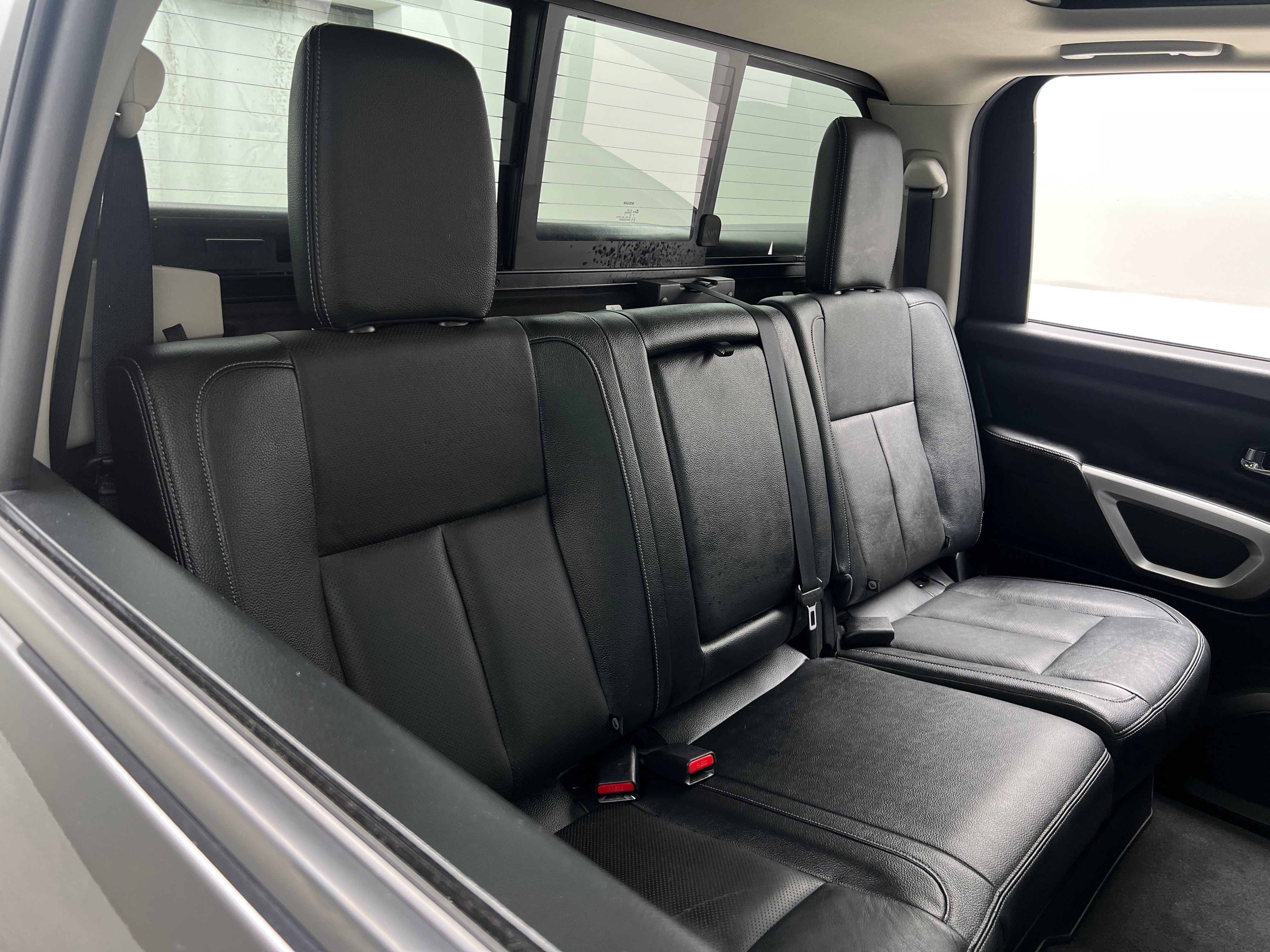 2020 Nissan Titan SL 5