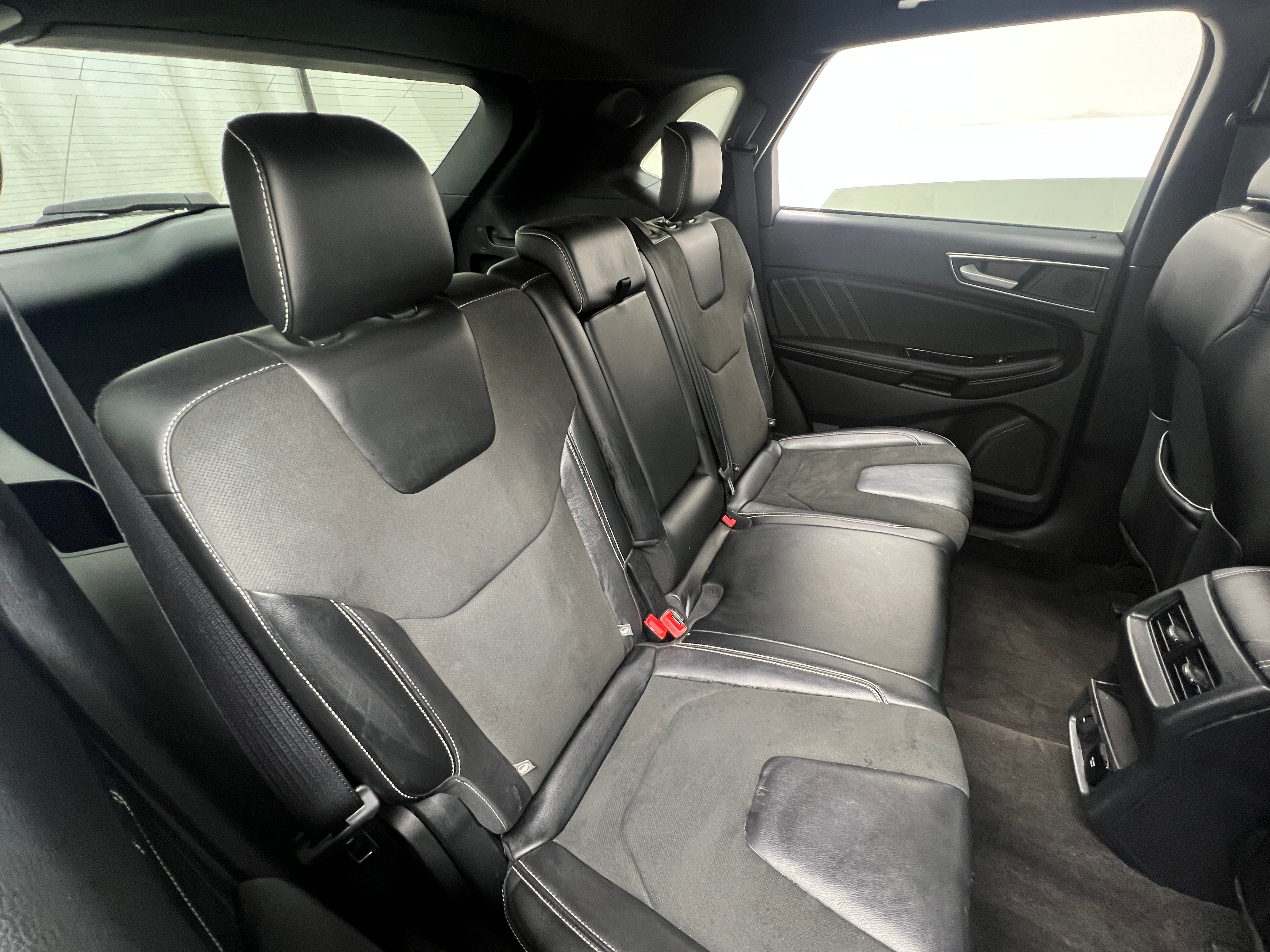 2020 Ford Edge ST 5