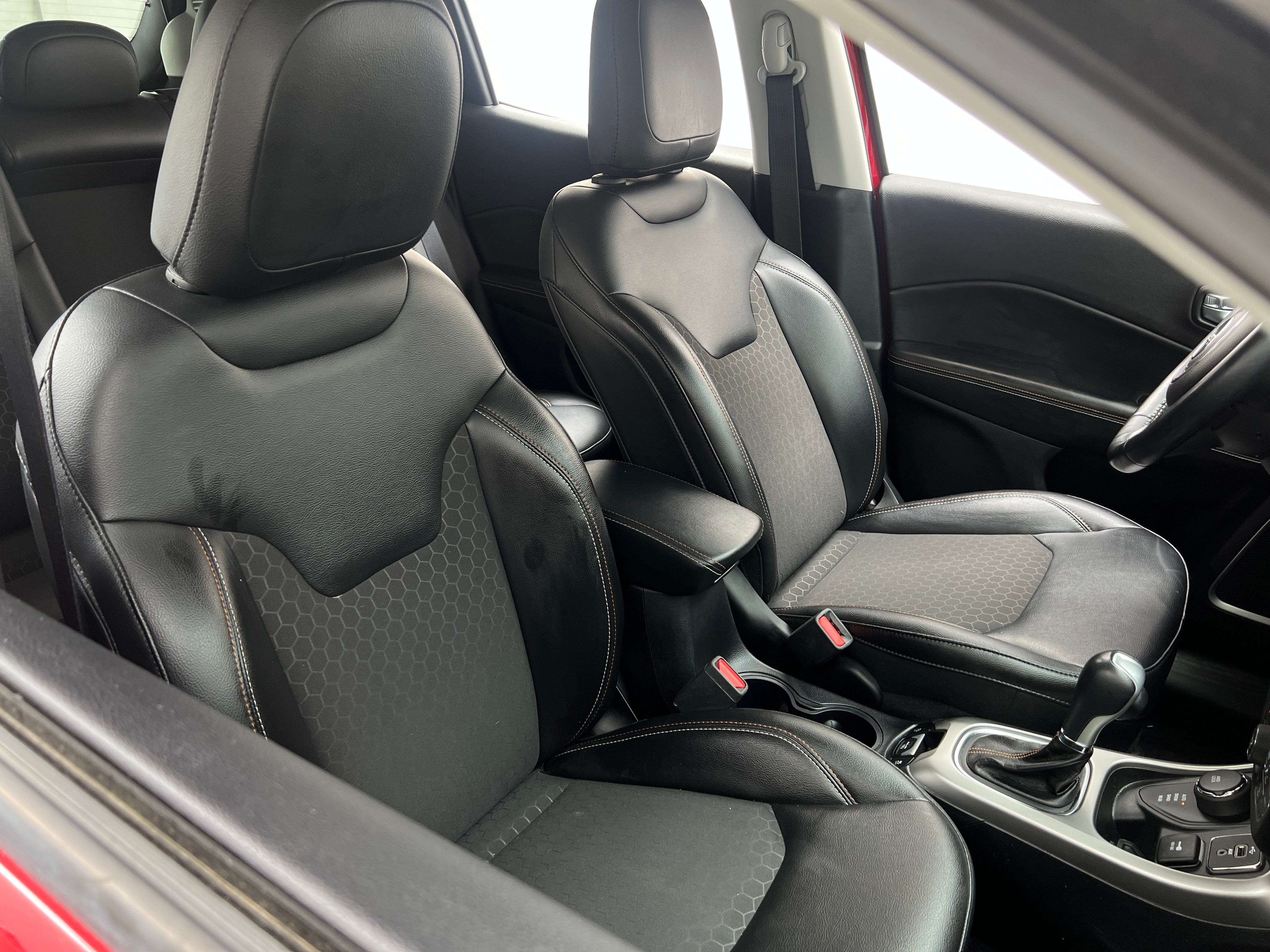 2018 Jeep Compass Latitude 2