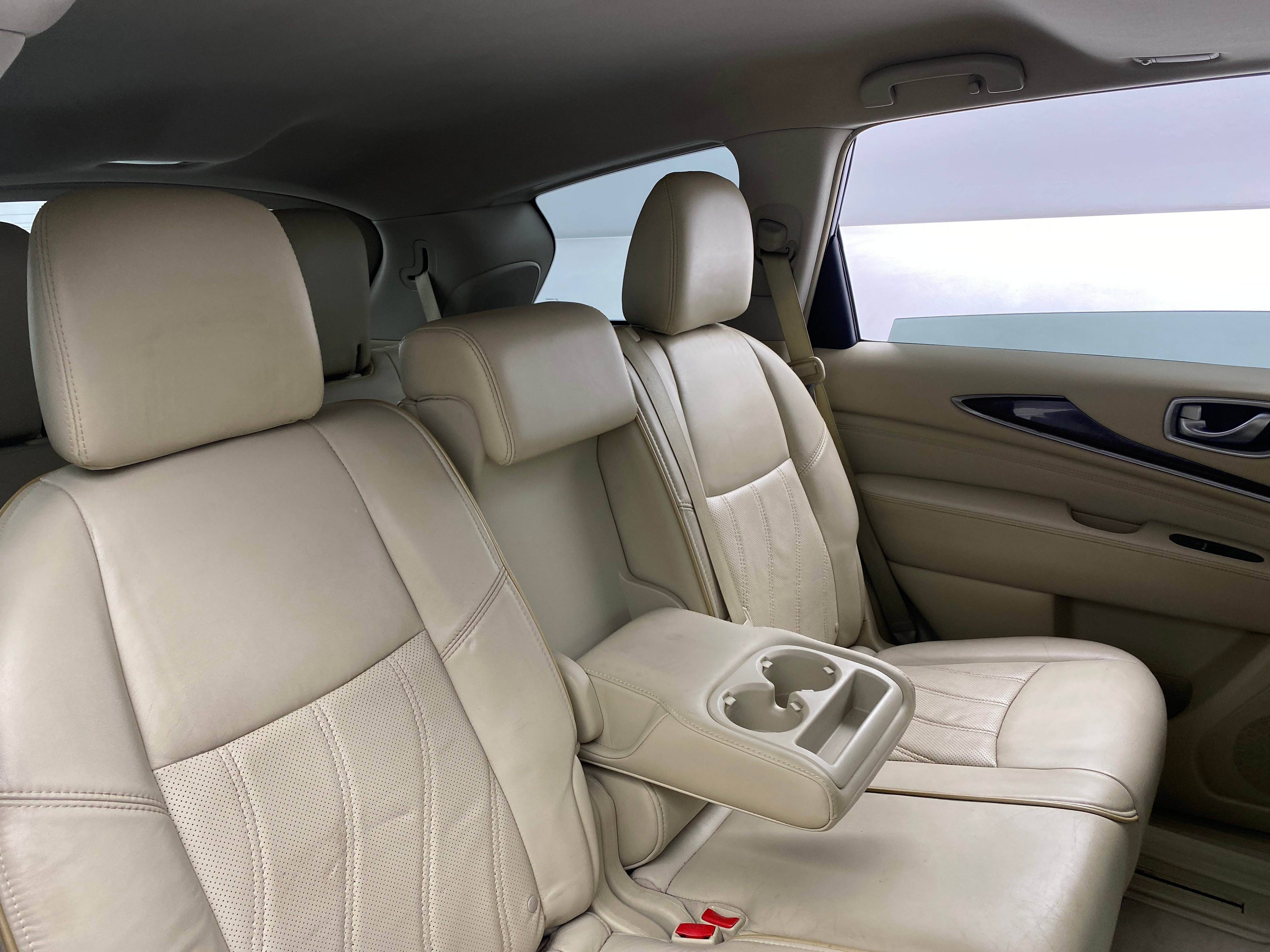 2013 INFINITI JX35  4
