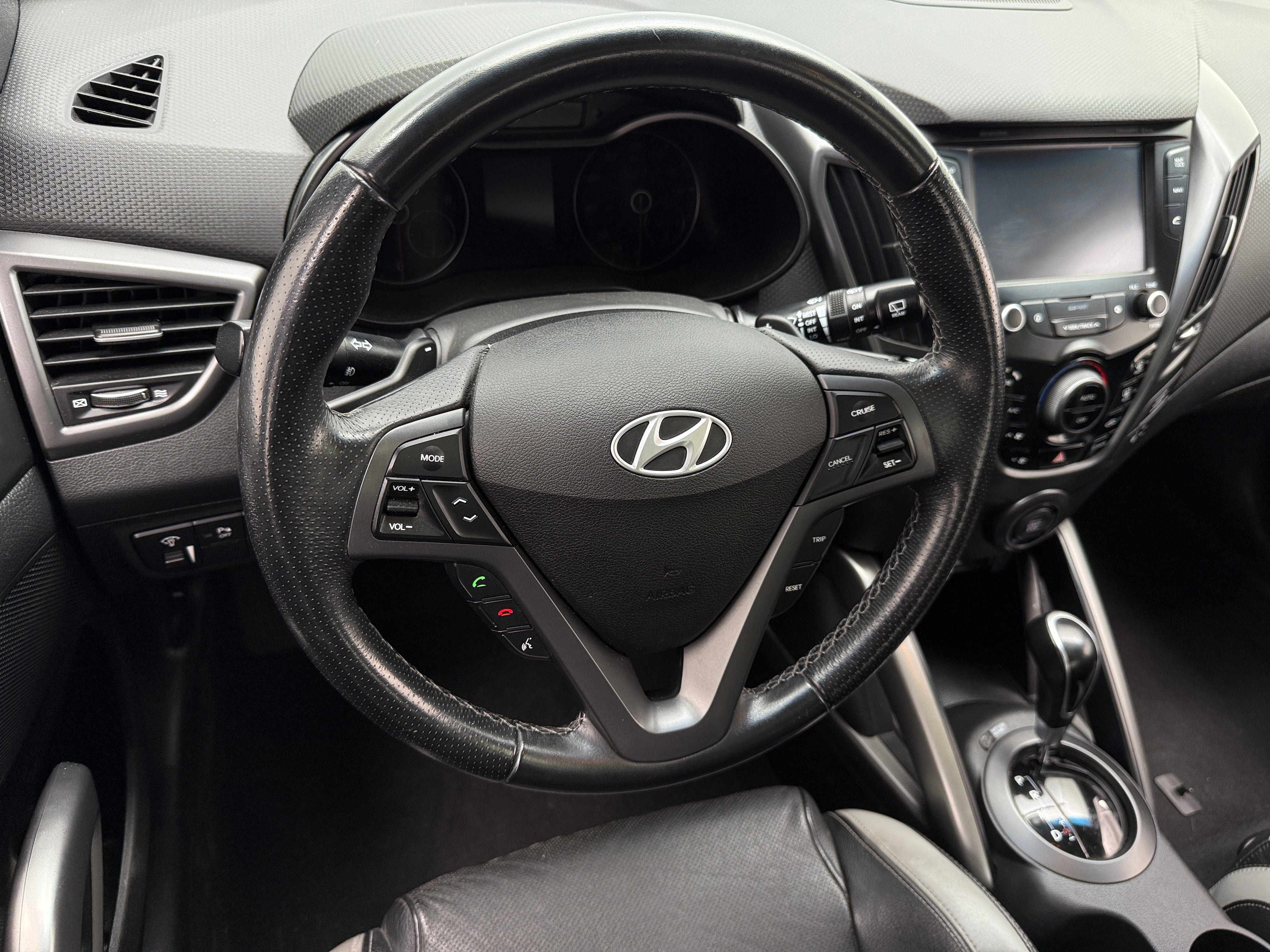 2016 Hyundai Veloster Turbo 4
