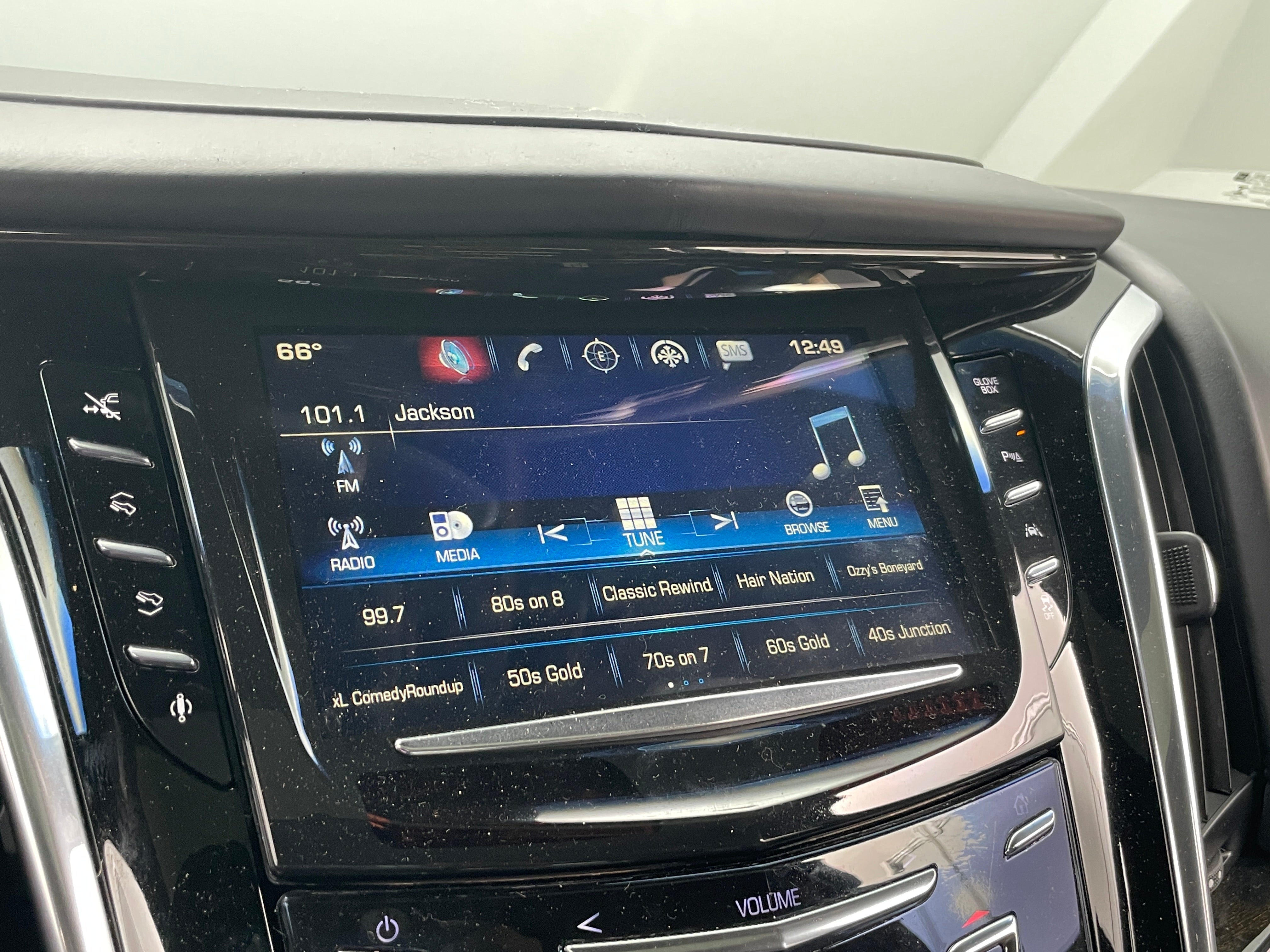 2016 Cadillac Escalade Platinum 3