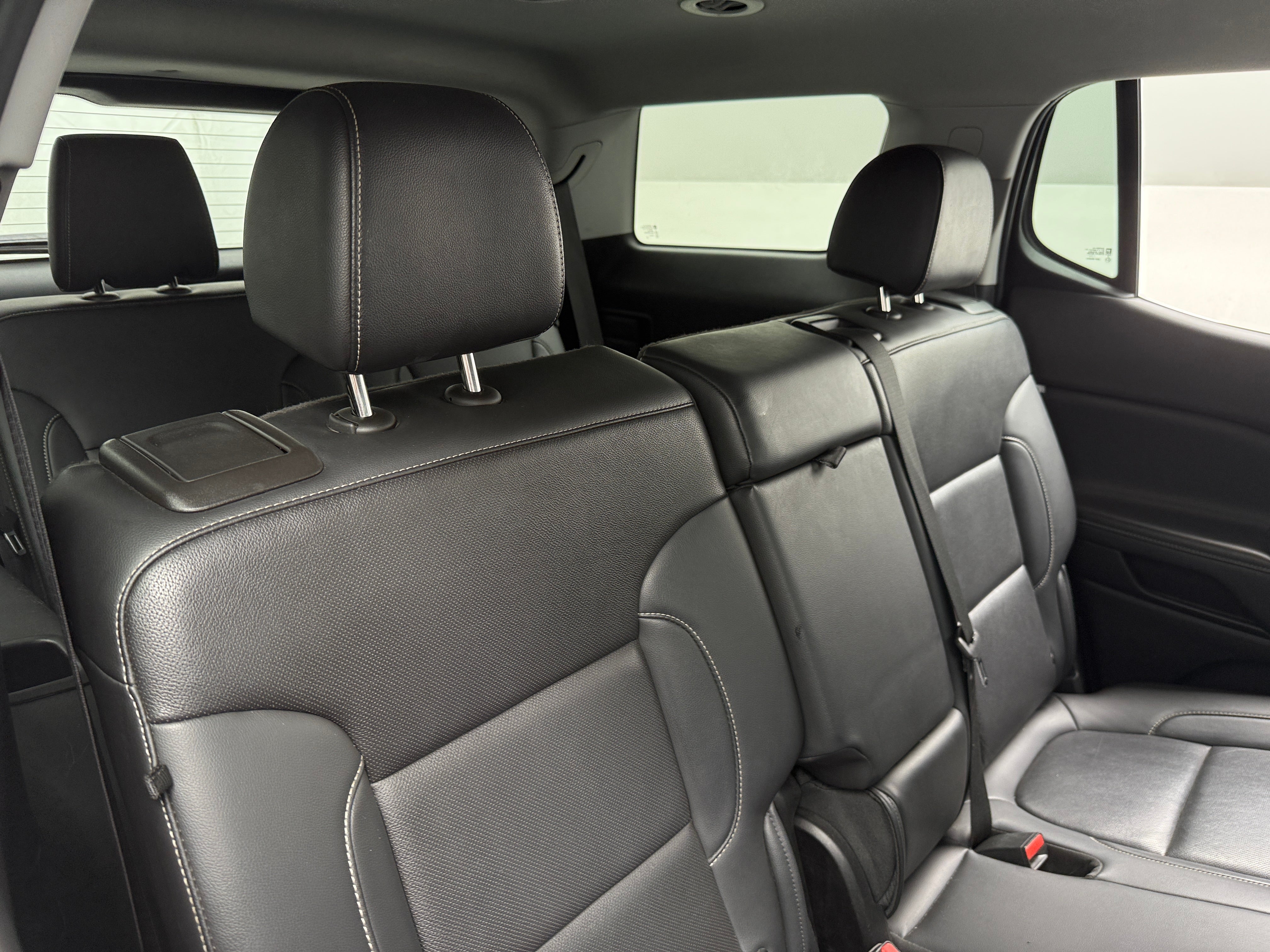 2023 GMC Acadia SLT 5