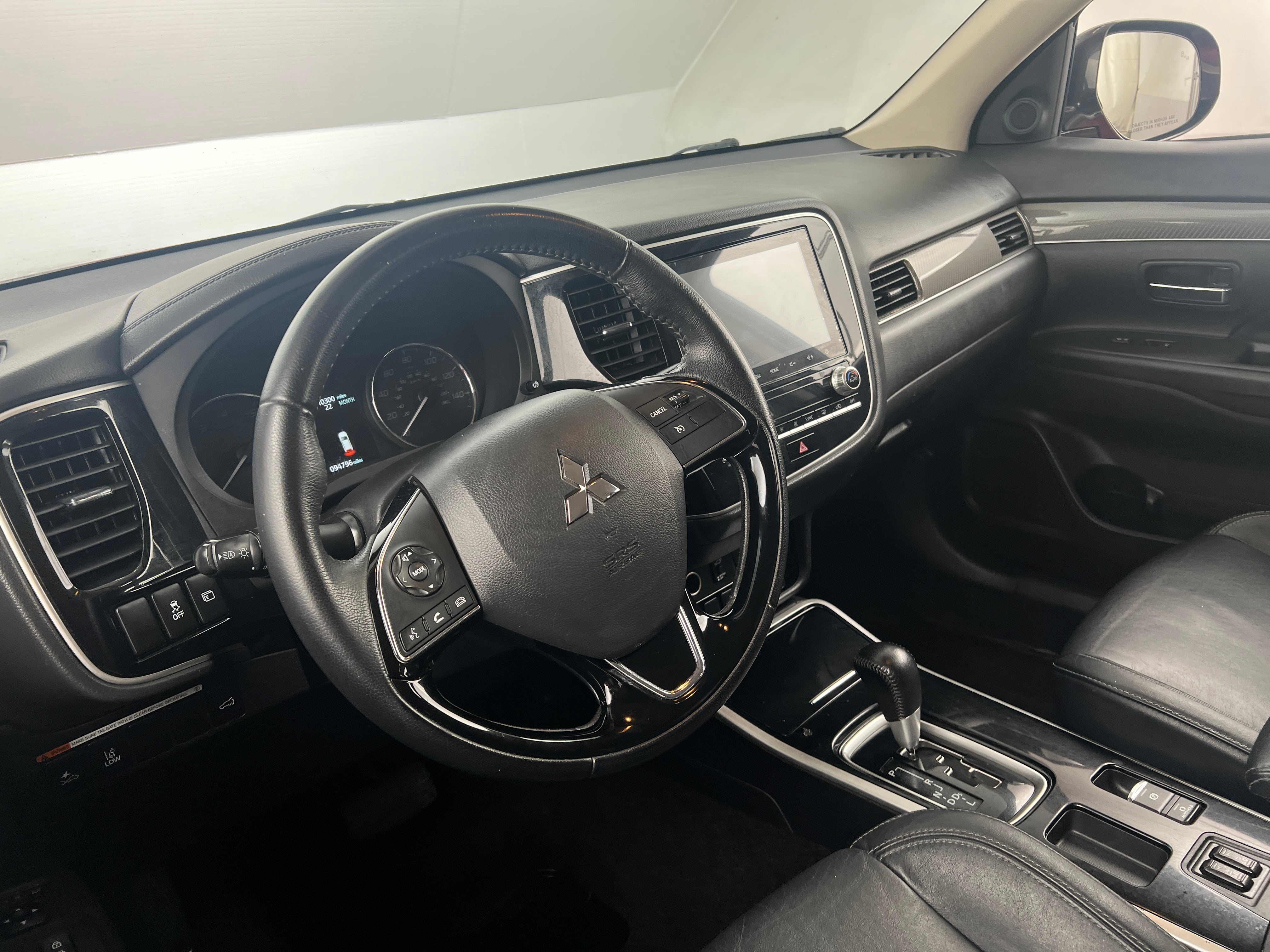 2020 Mitsubishi Outlander SEL 2