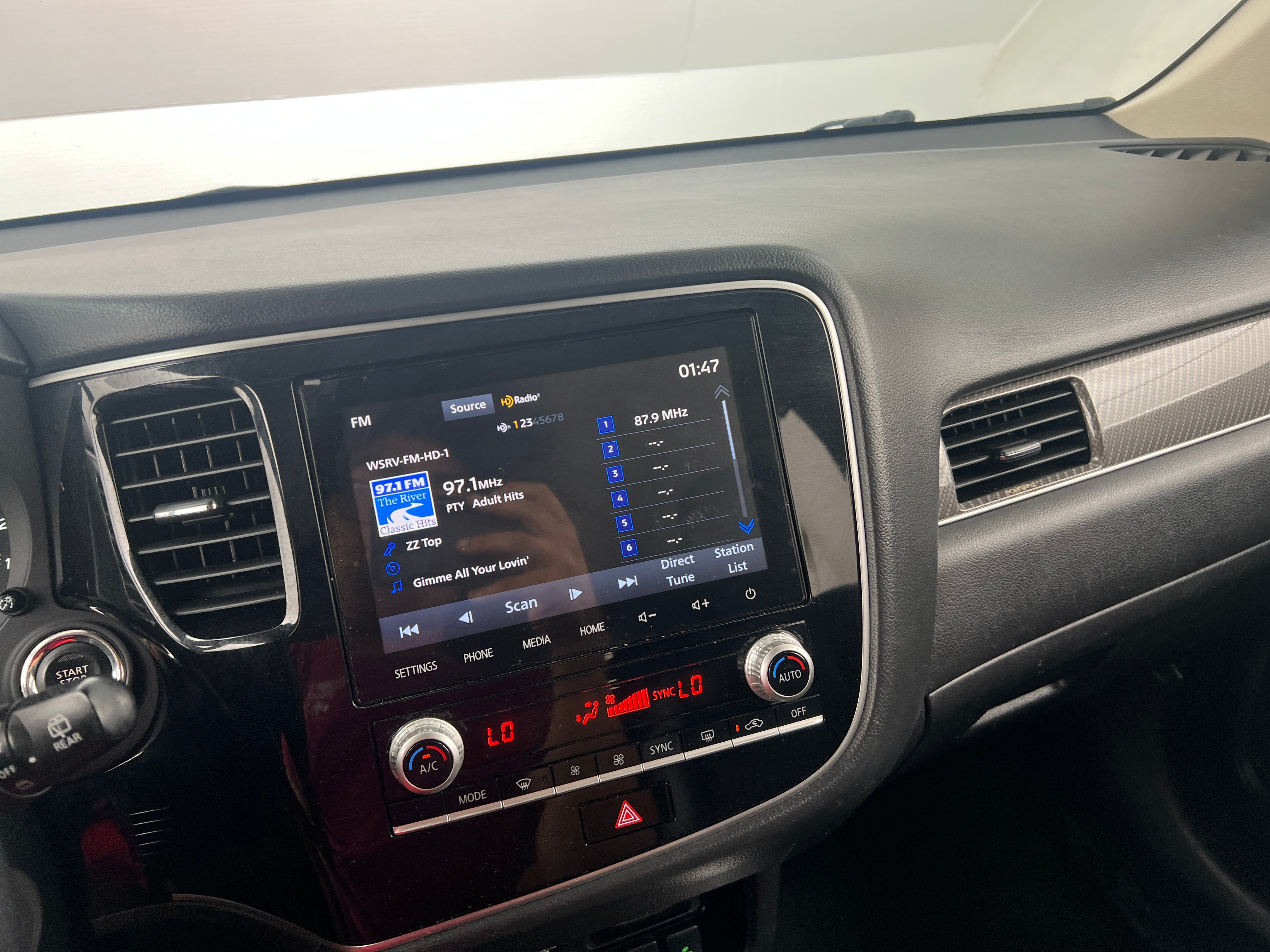 2020 Mitsubishi Outlander SEL 3