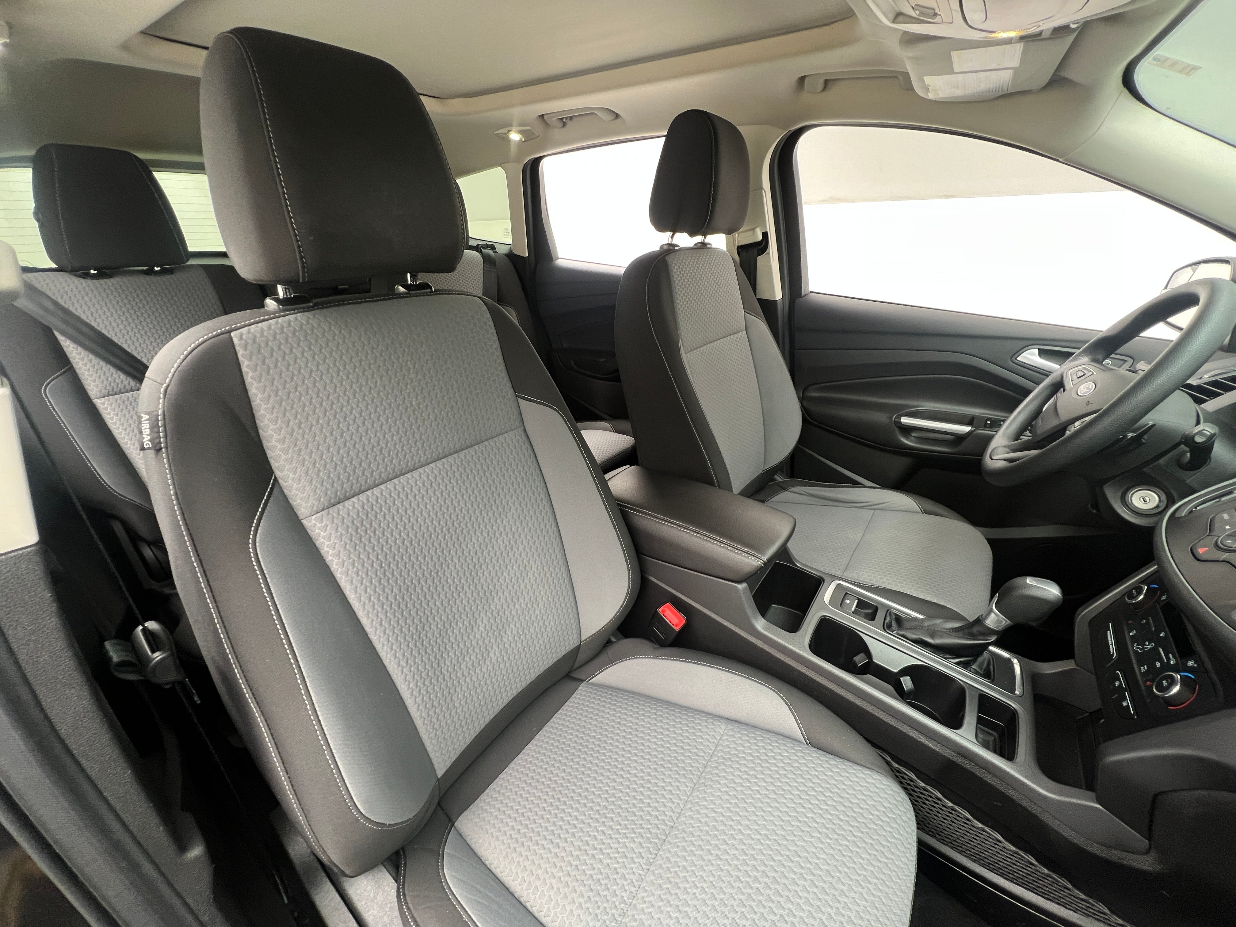 2017 Ford Escape SE 2