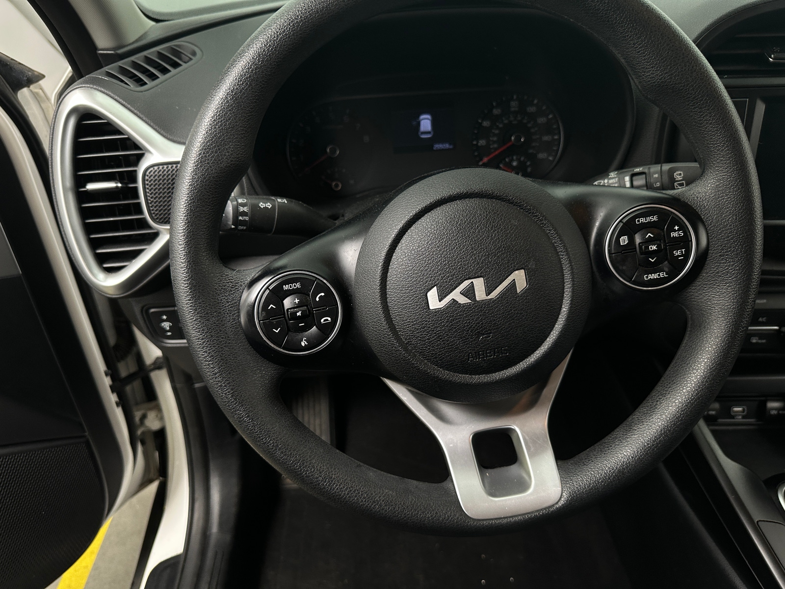 Thumbnail: 2022 Kia Soul - 5