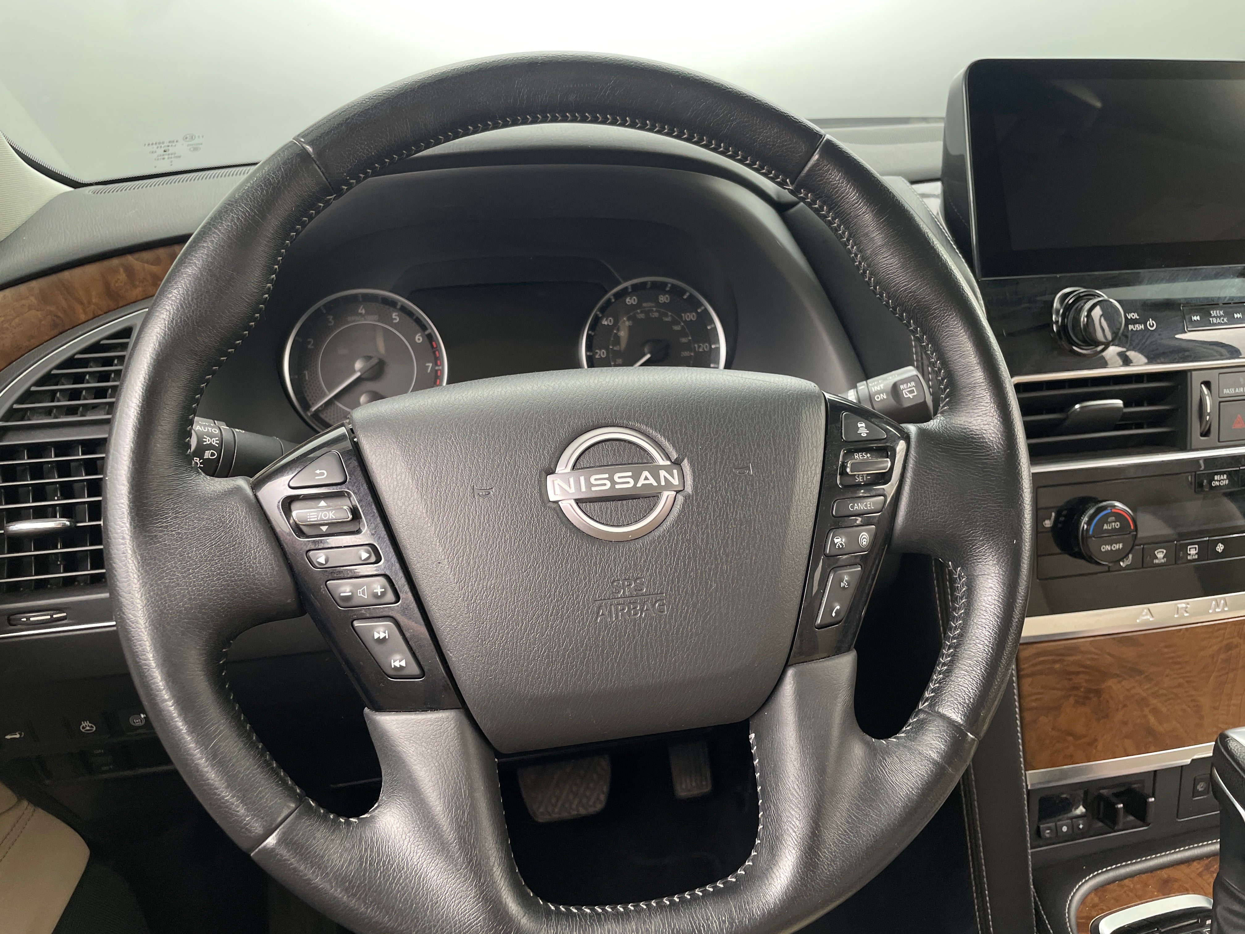 2023 Nissan Armada SL 4