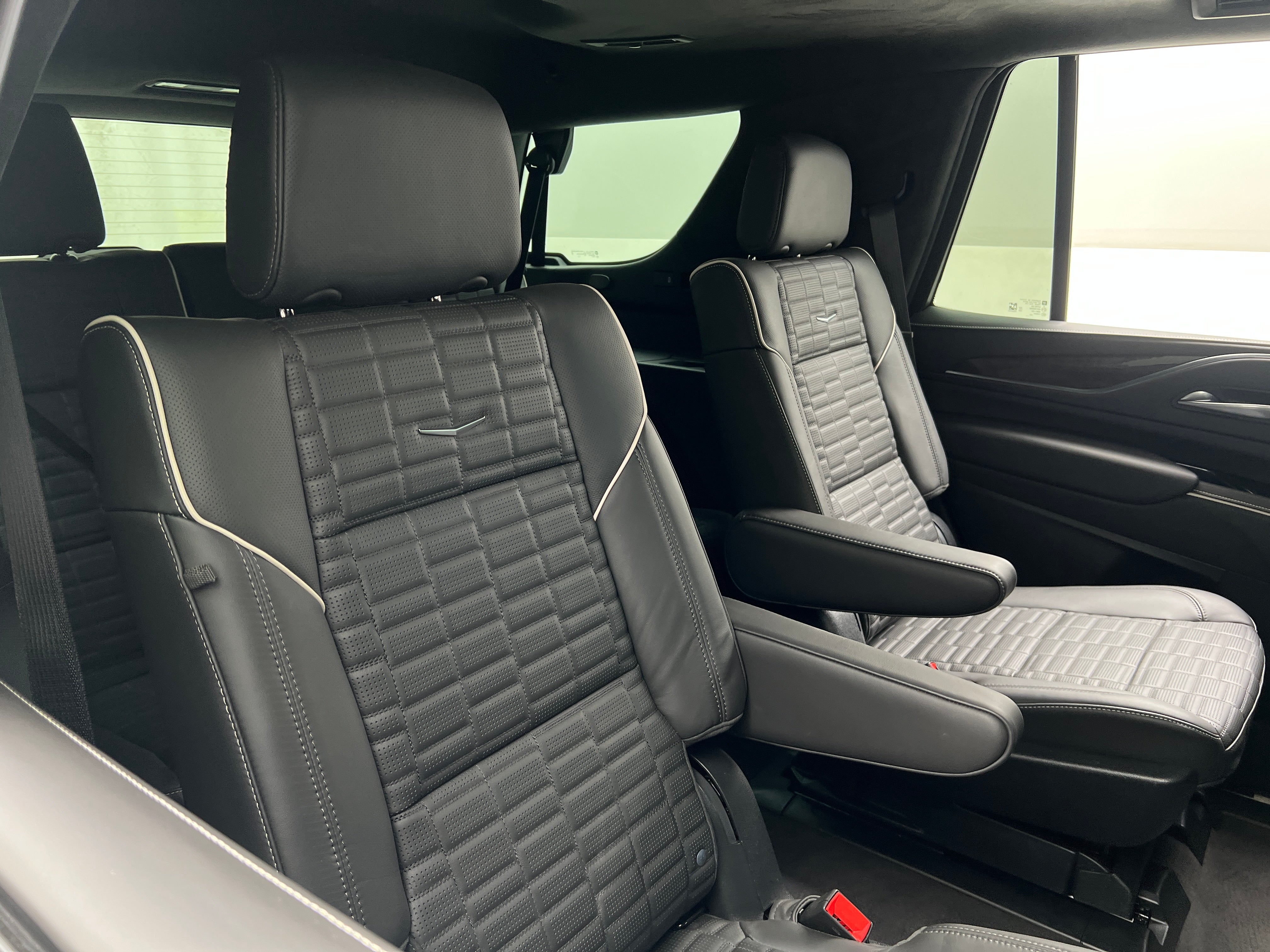 2024 Cadillac Escalade Premium Luxury Platinum 5