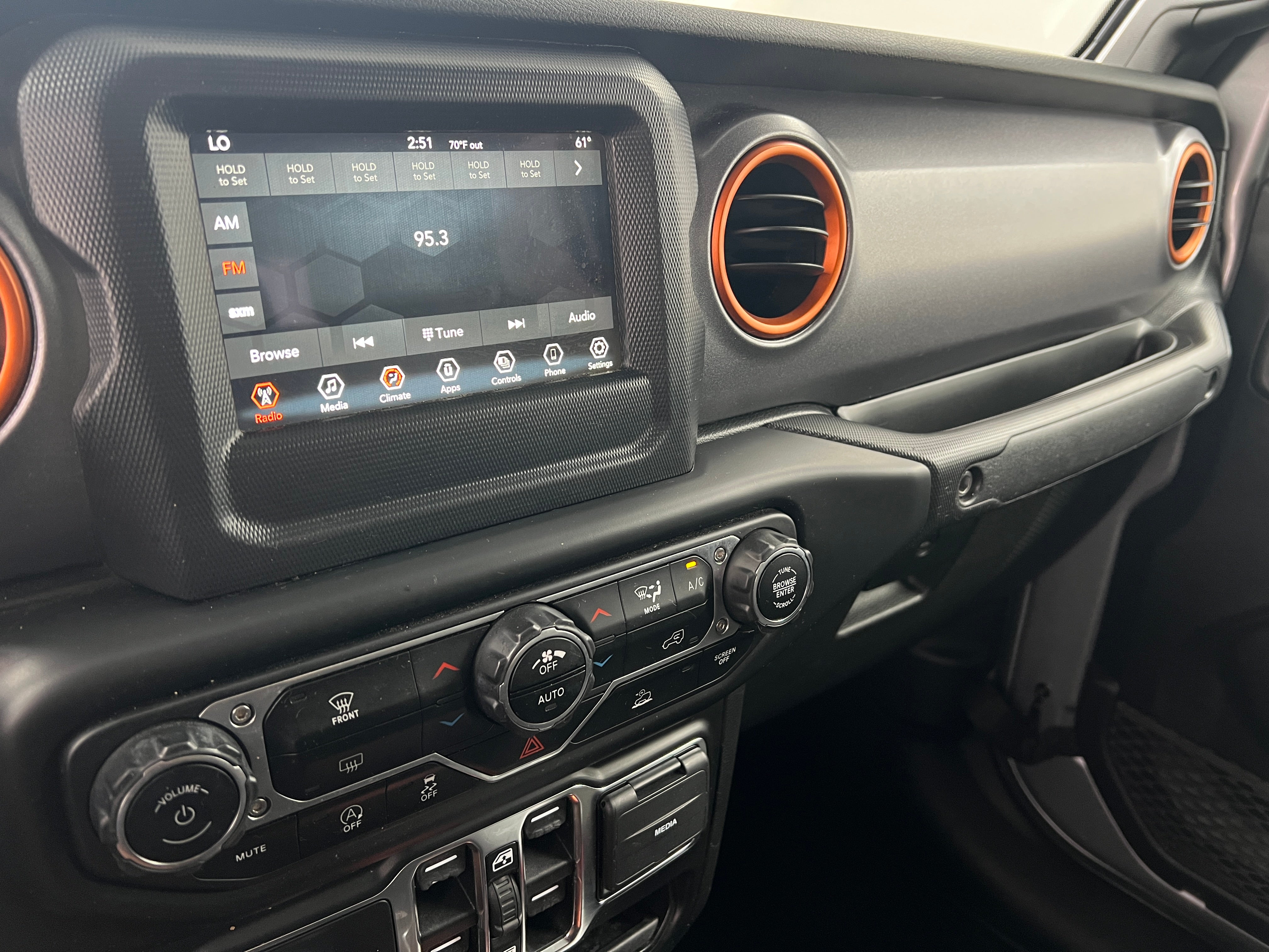 2021 Jeep Gladiator Mojave 4