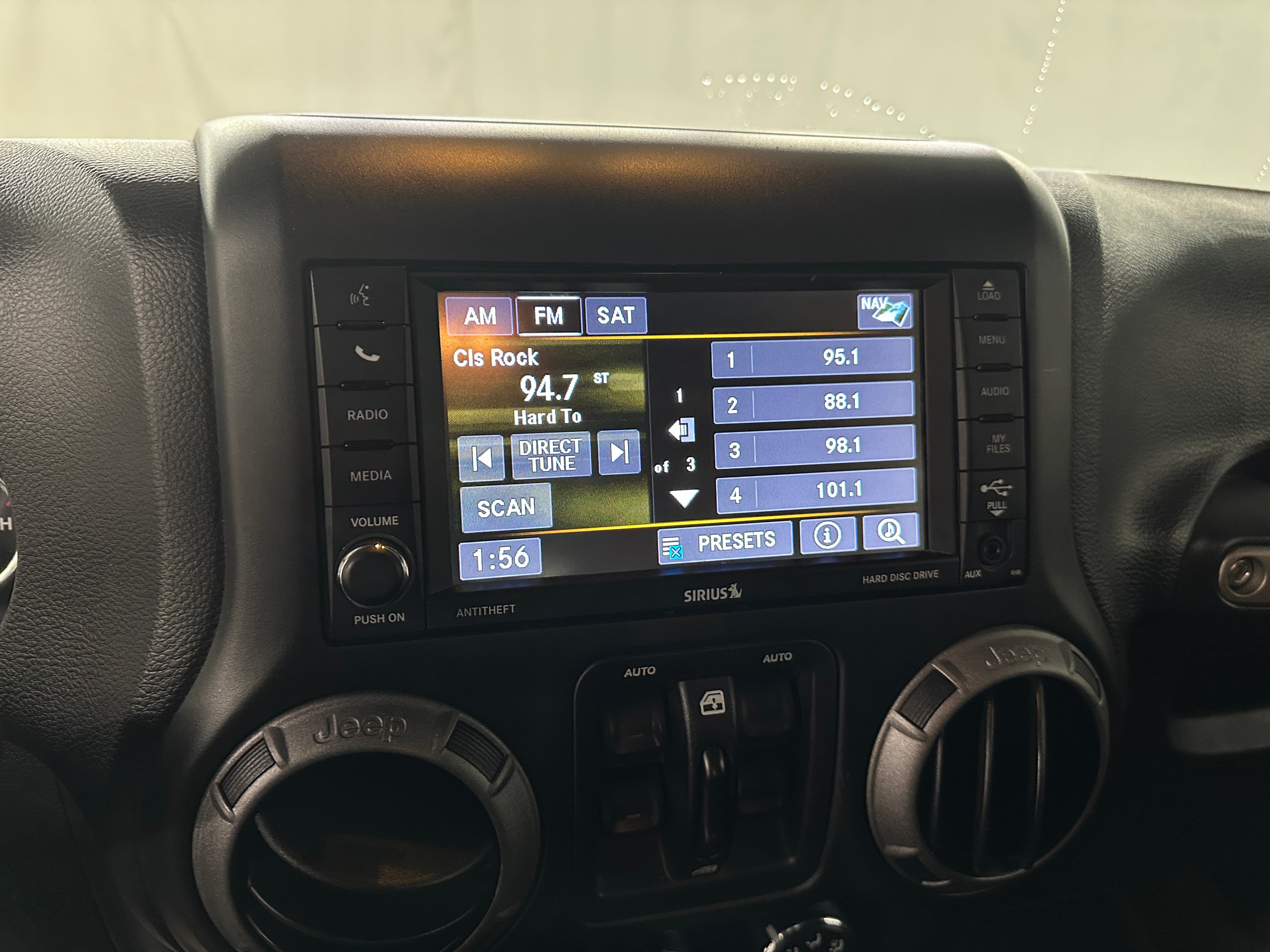 2017 Jeep Wrangler Unlimited Willys Wheeler 4