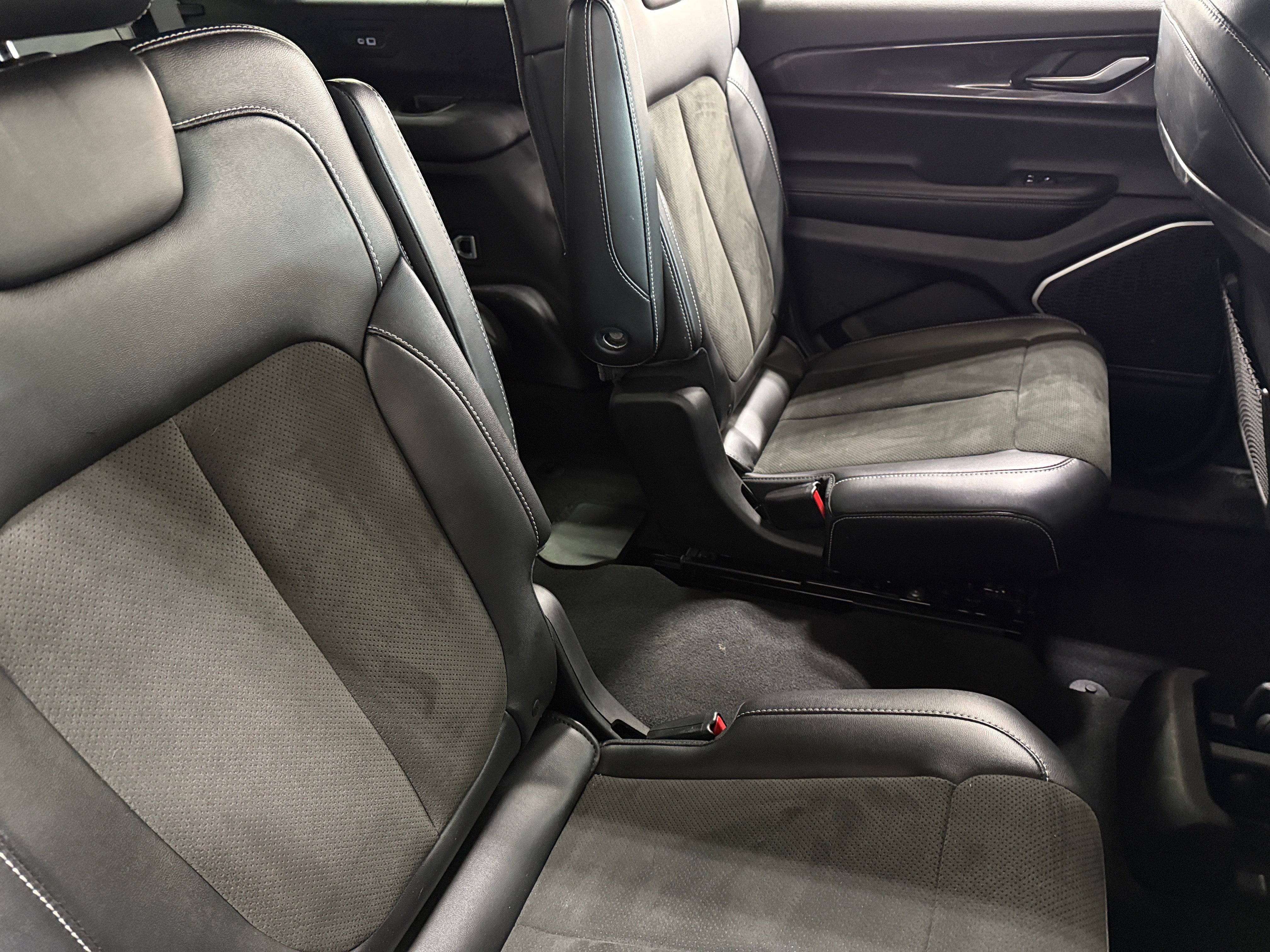 2021 Jeep Grand Cherokee L Altitude 5