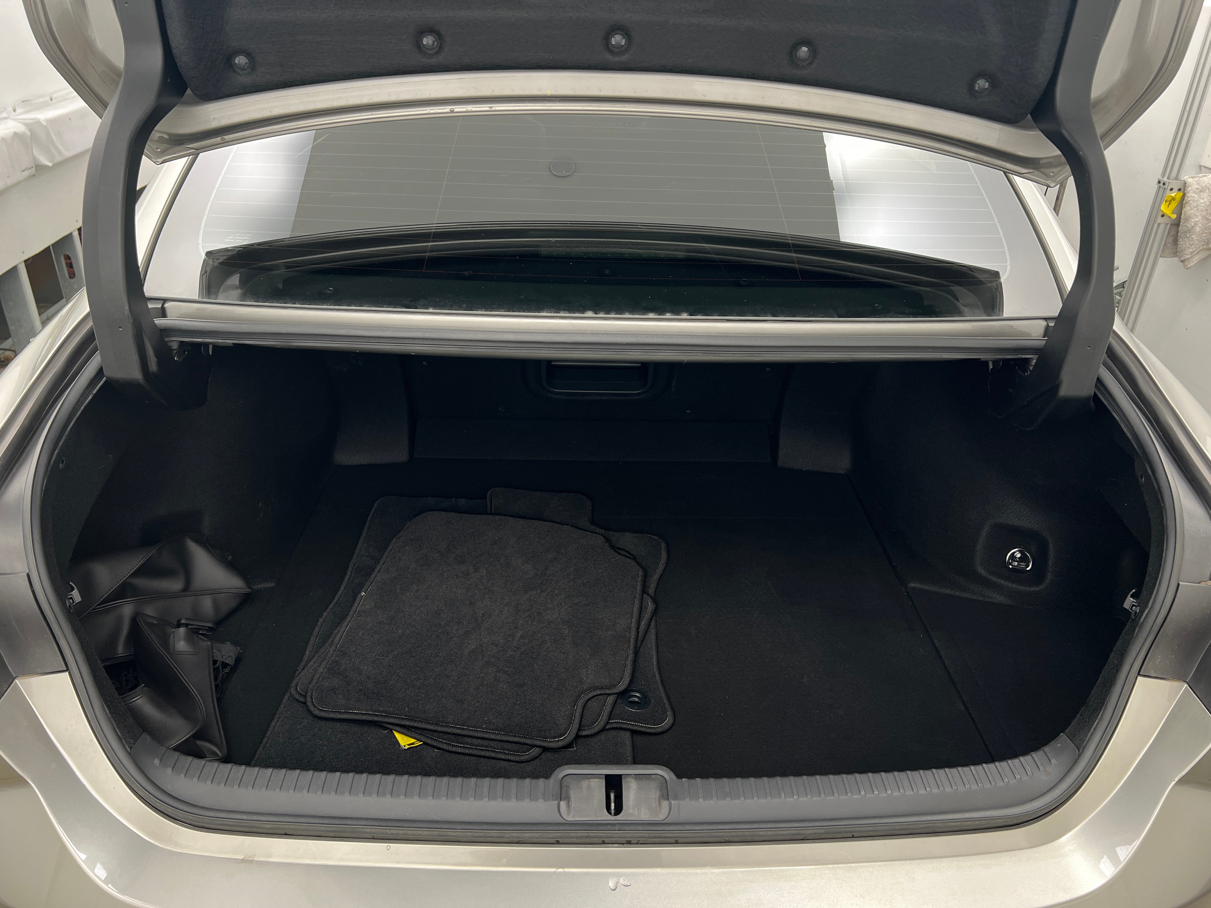 2019 Lexus ES Hybrid 300h Luxury 7