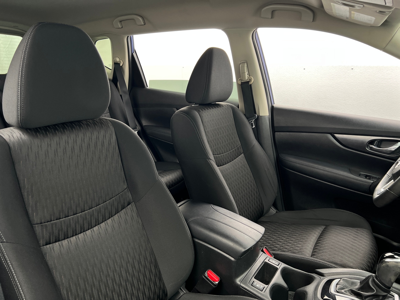 Thumbnail: 2018 Nissan Rogue - 2