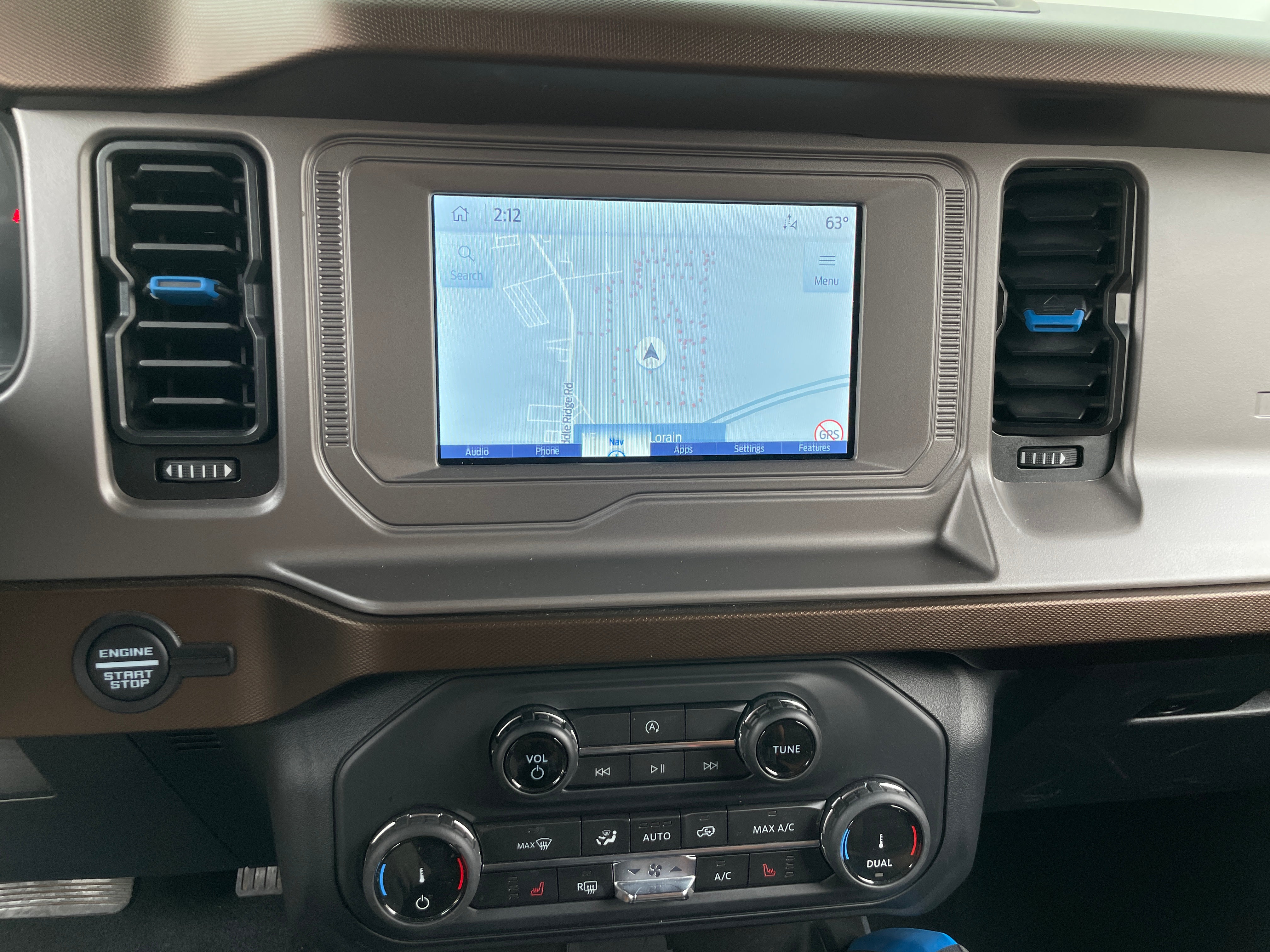 2022 Ford Bronco Outer Banks 3