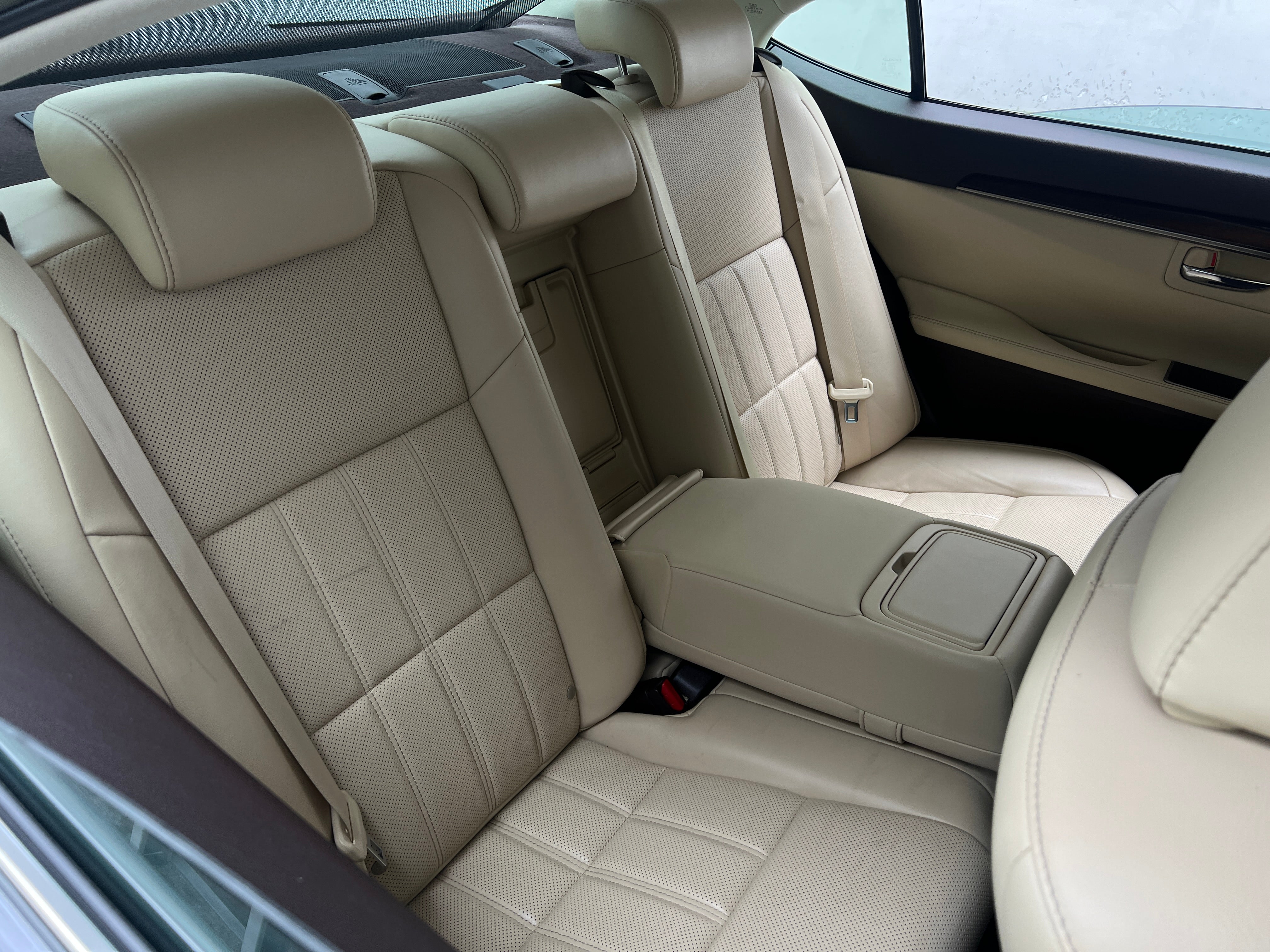 2016 Lexus ES 350 5