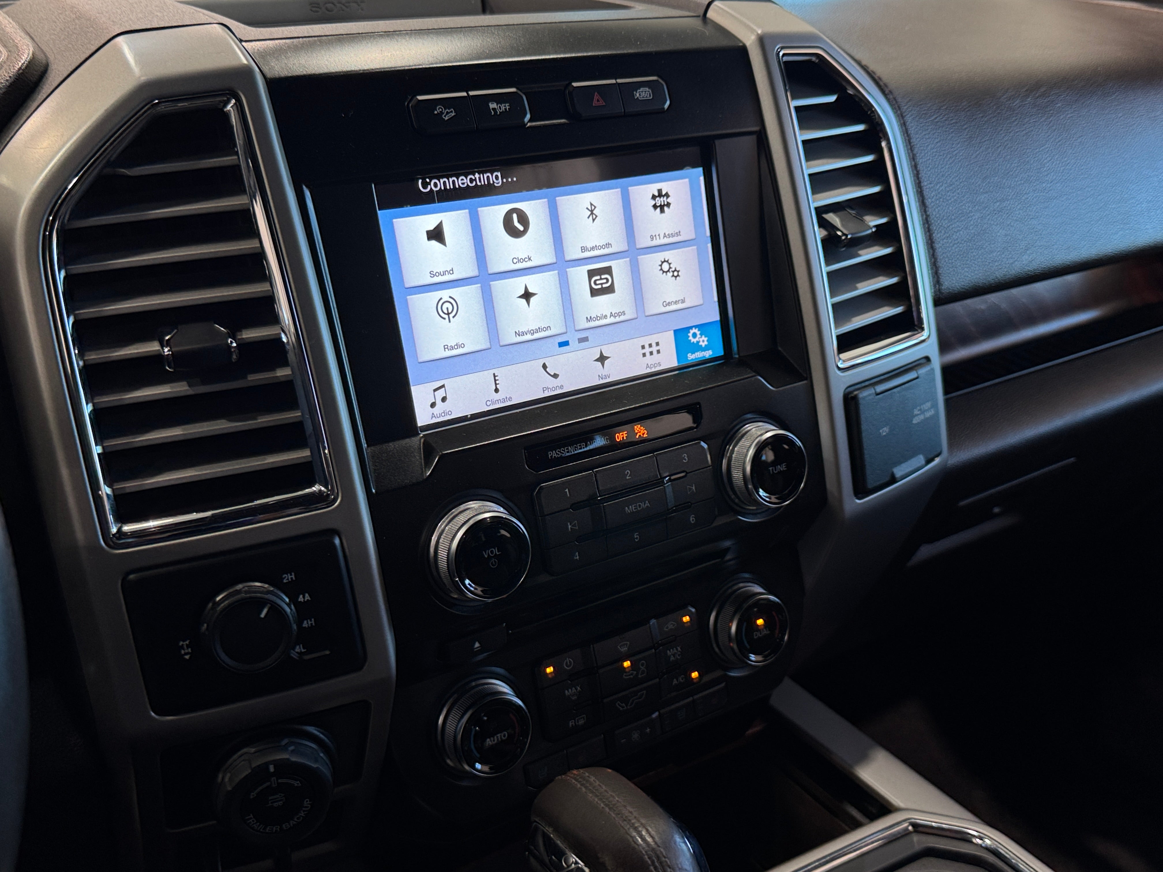 2016 Ford Econoline E-150 3