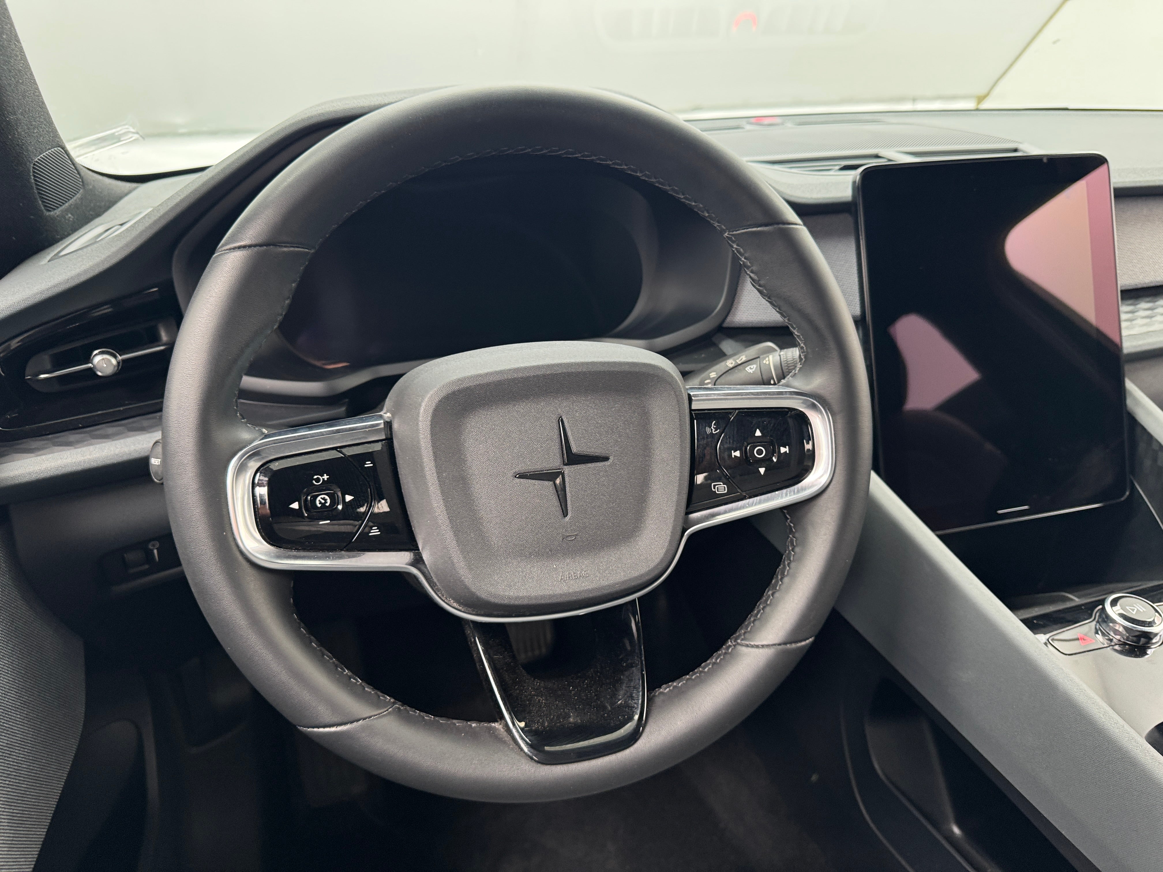 2022 Polestar 2 Long Range Dual Motor 5