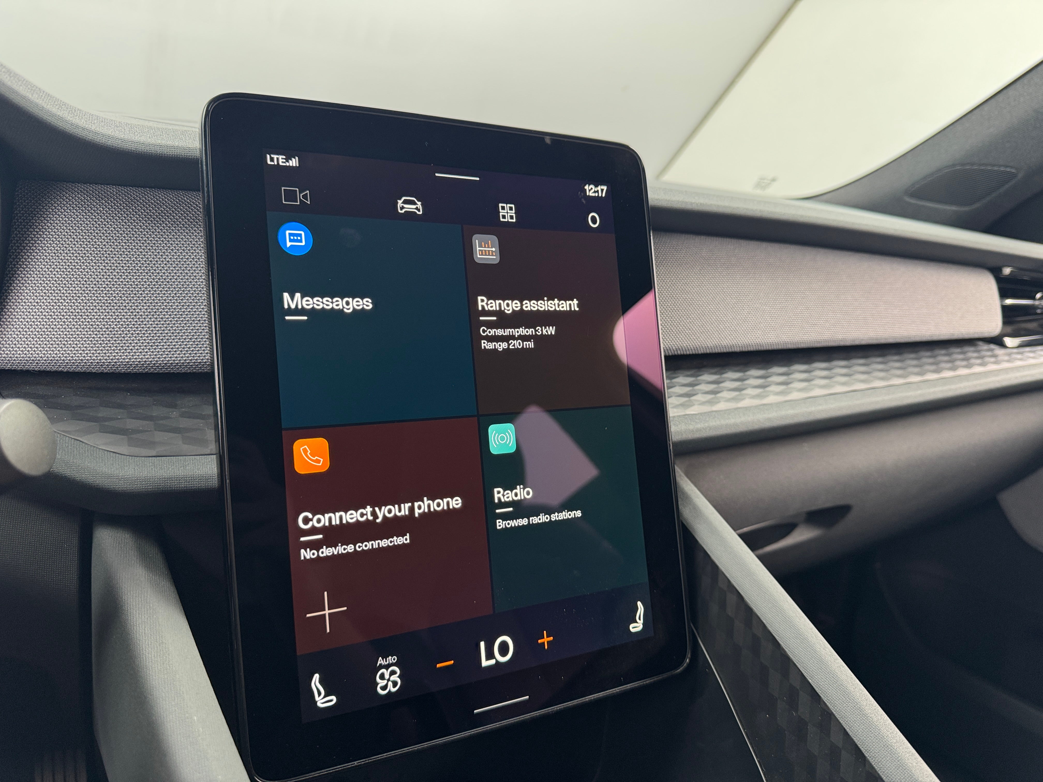 2022 Polestar 2 Long Range Dual Motor 4