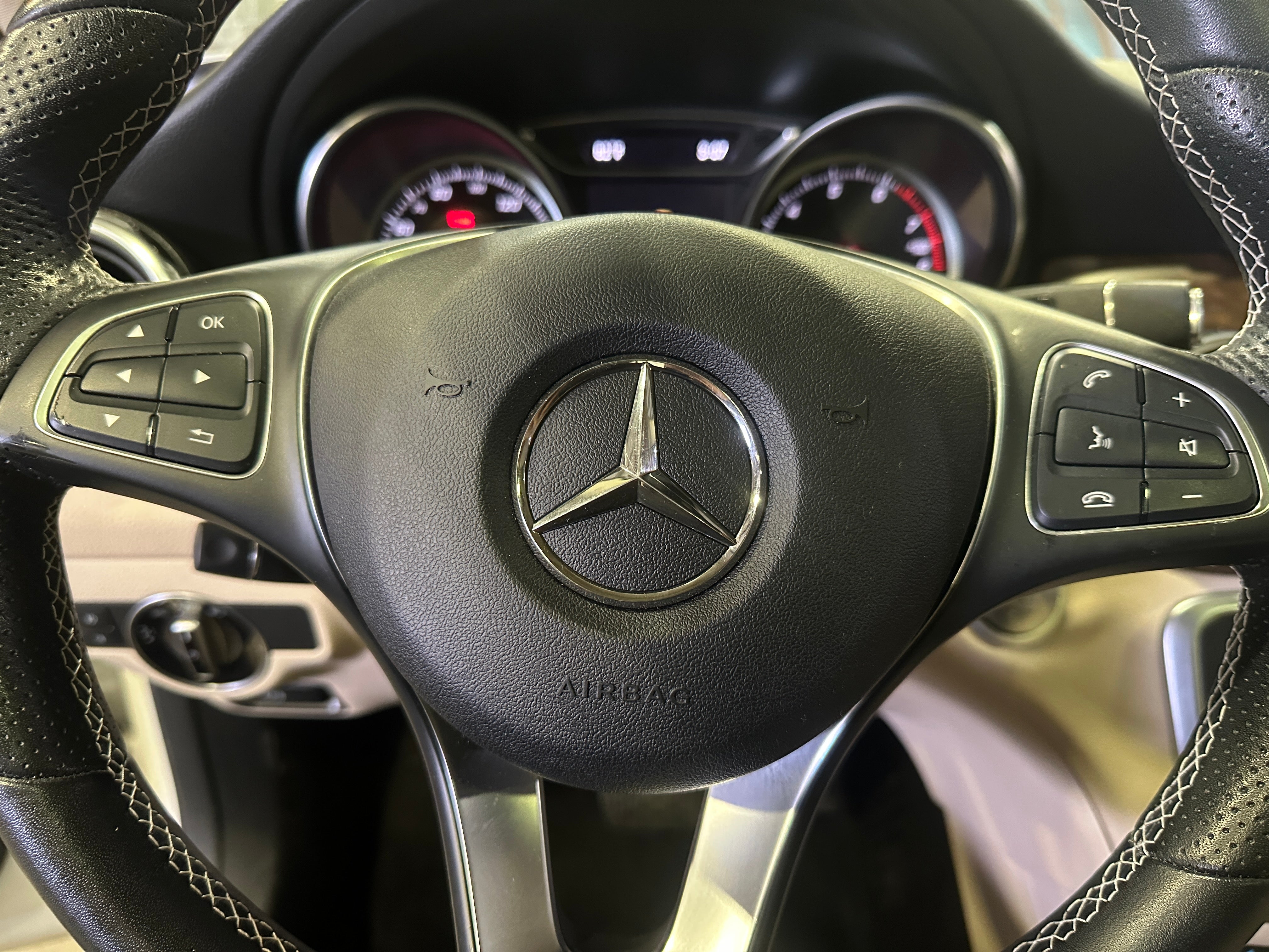 2019 Mercedes-Benz GLA 250 4MATIC 4