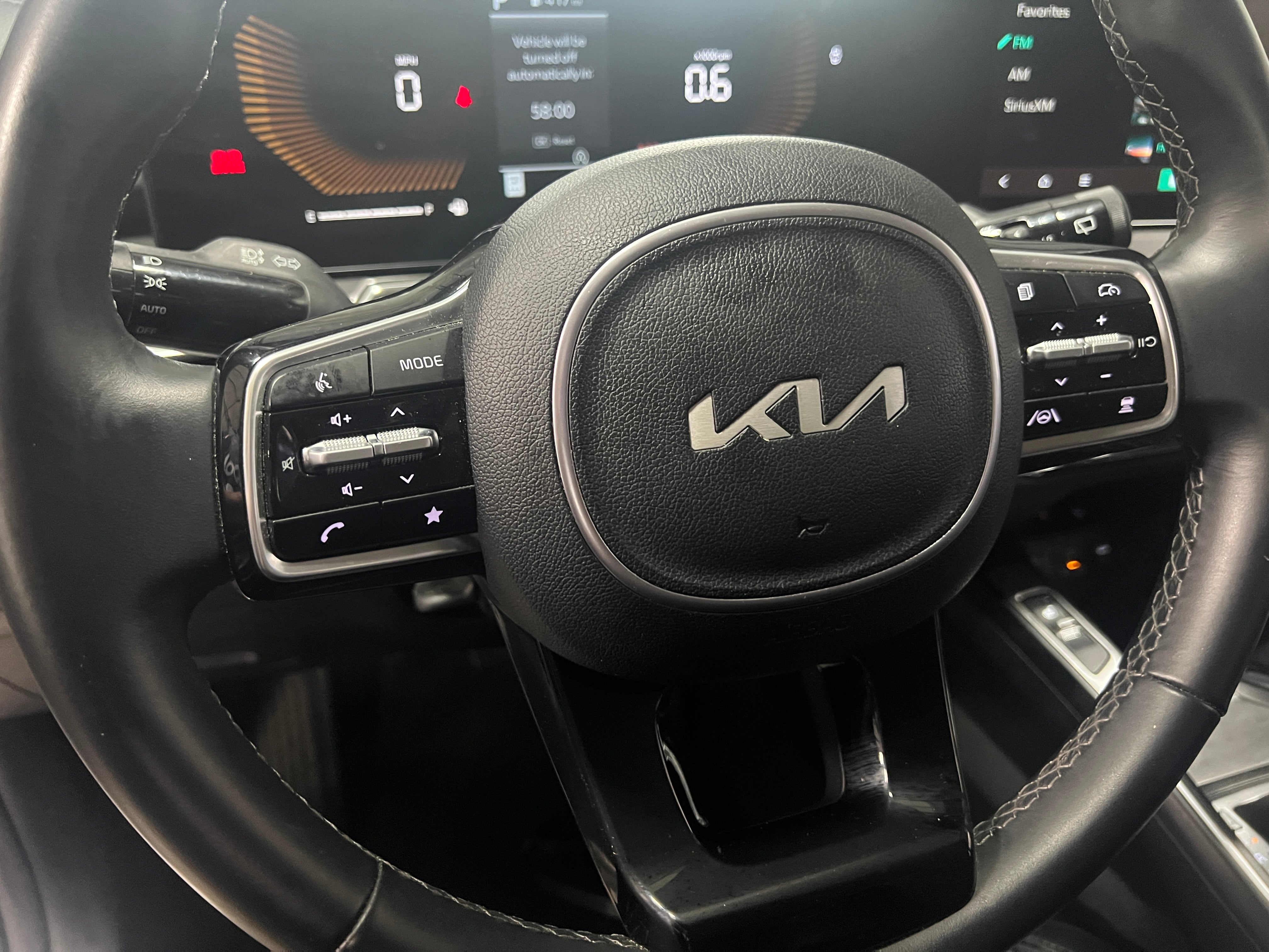 2024 Kia Sorento S 4