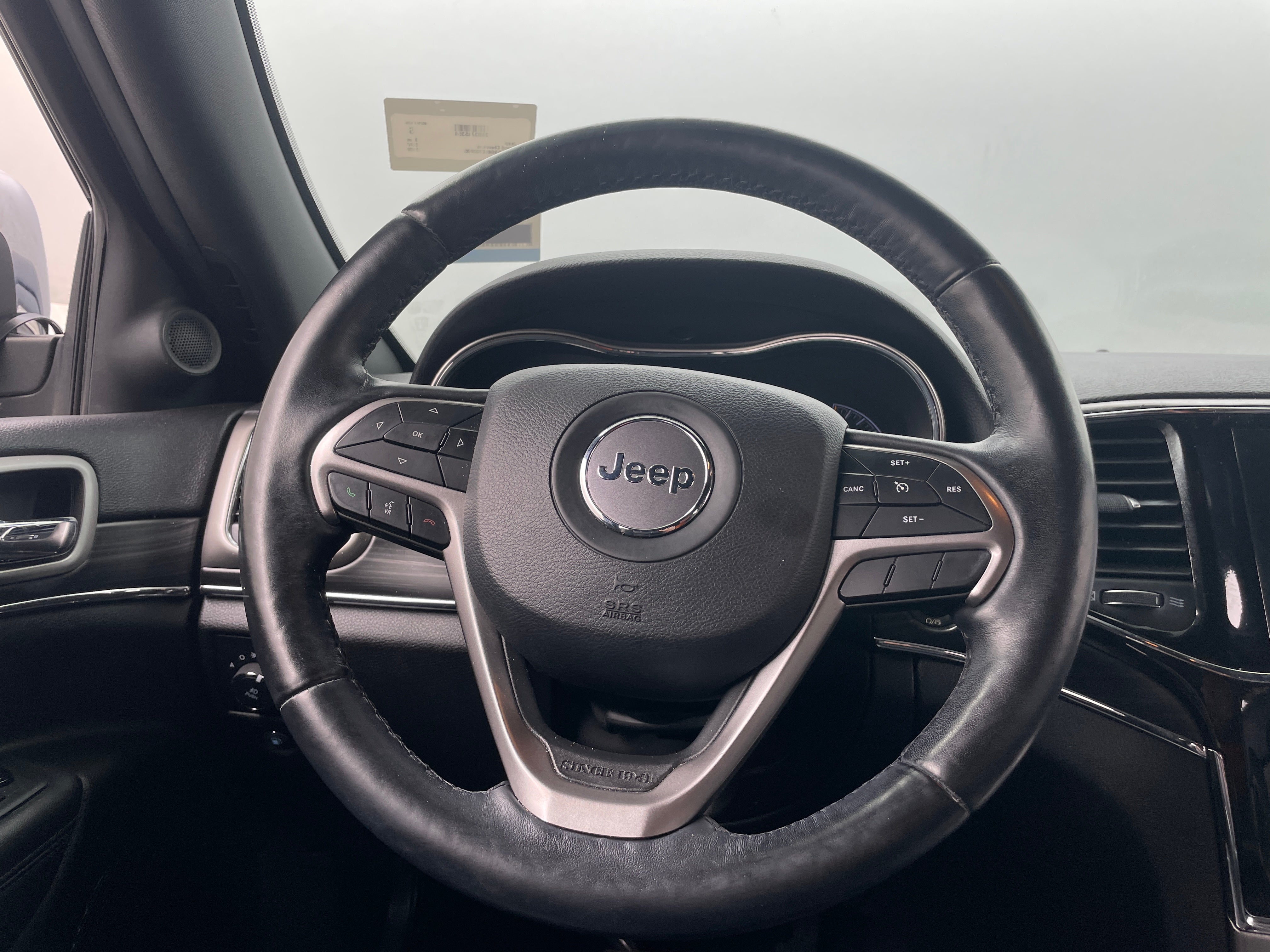 2020 Jeep Grand Cherokee Limited Edition 4