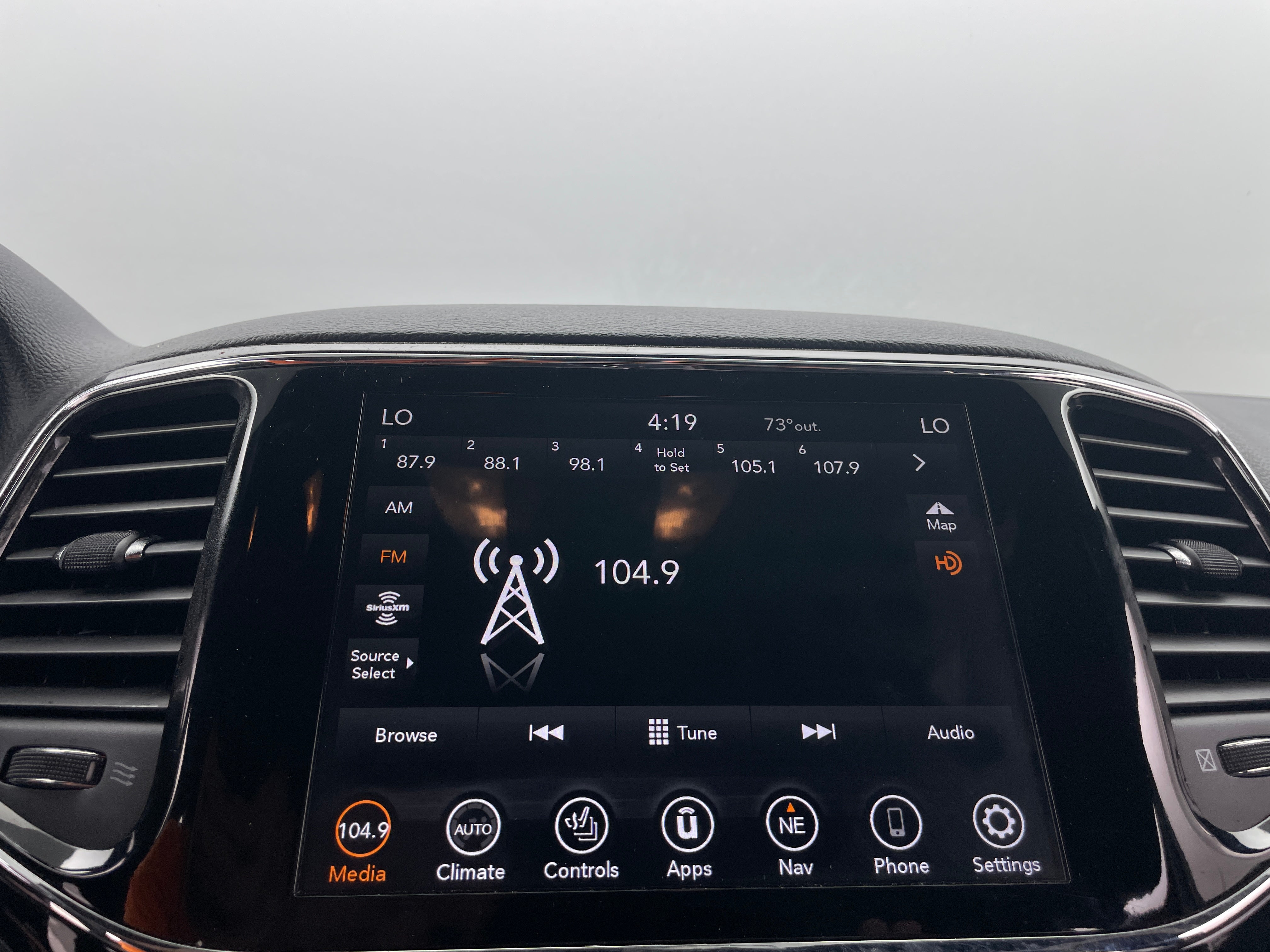 2020 Jeep Grand Cherokee Limited Edition 3