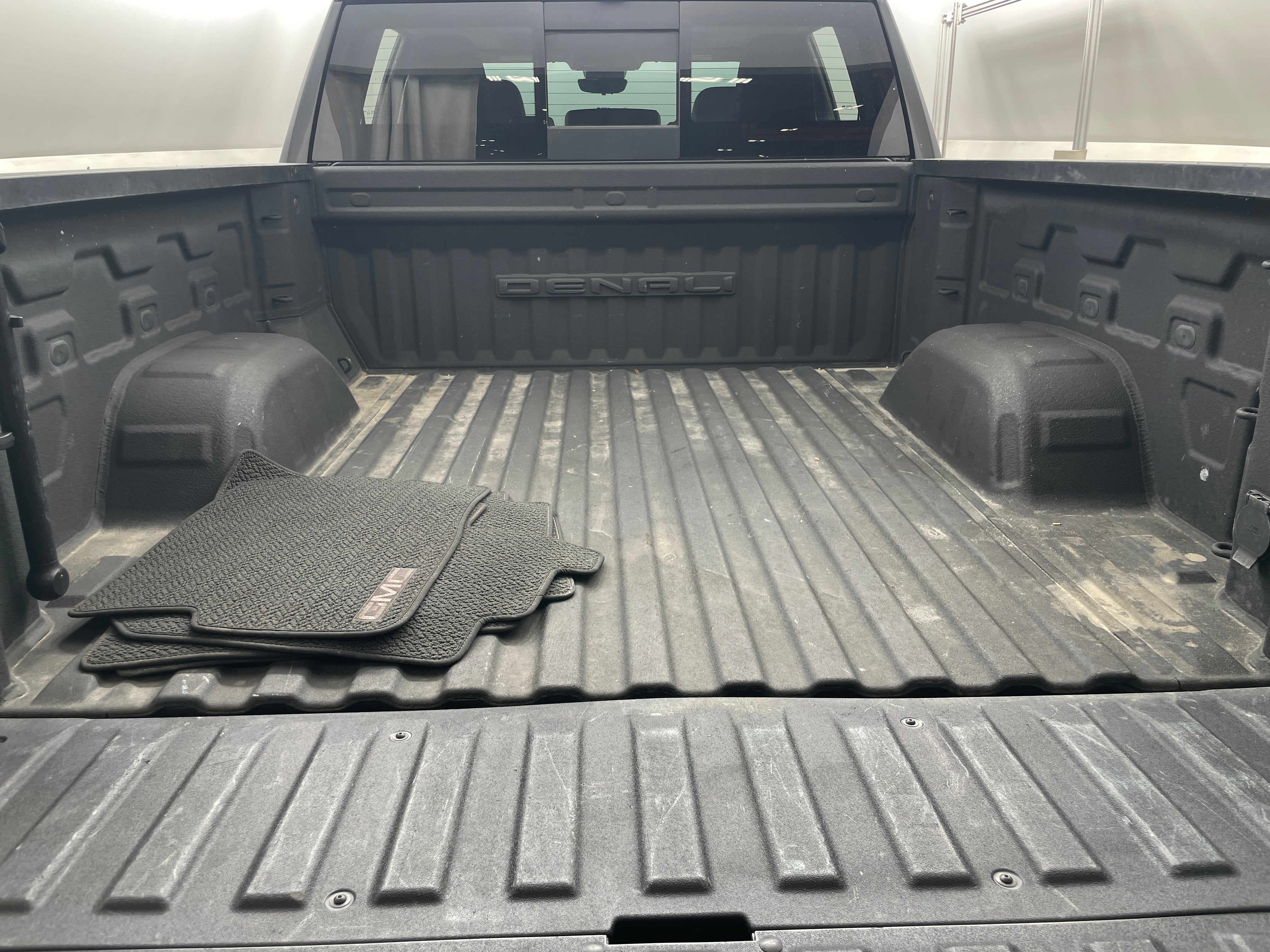 2023 GMC Sierra 1500 Denali 6