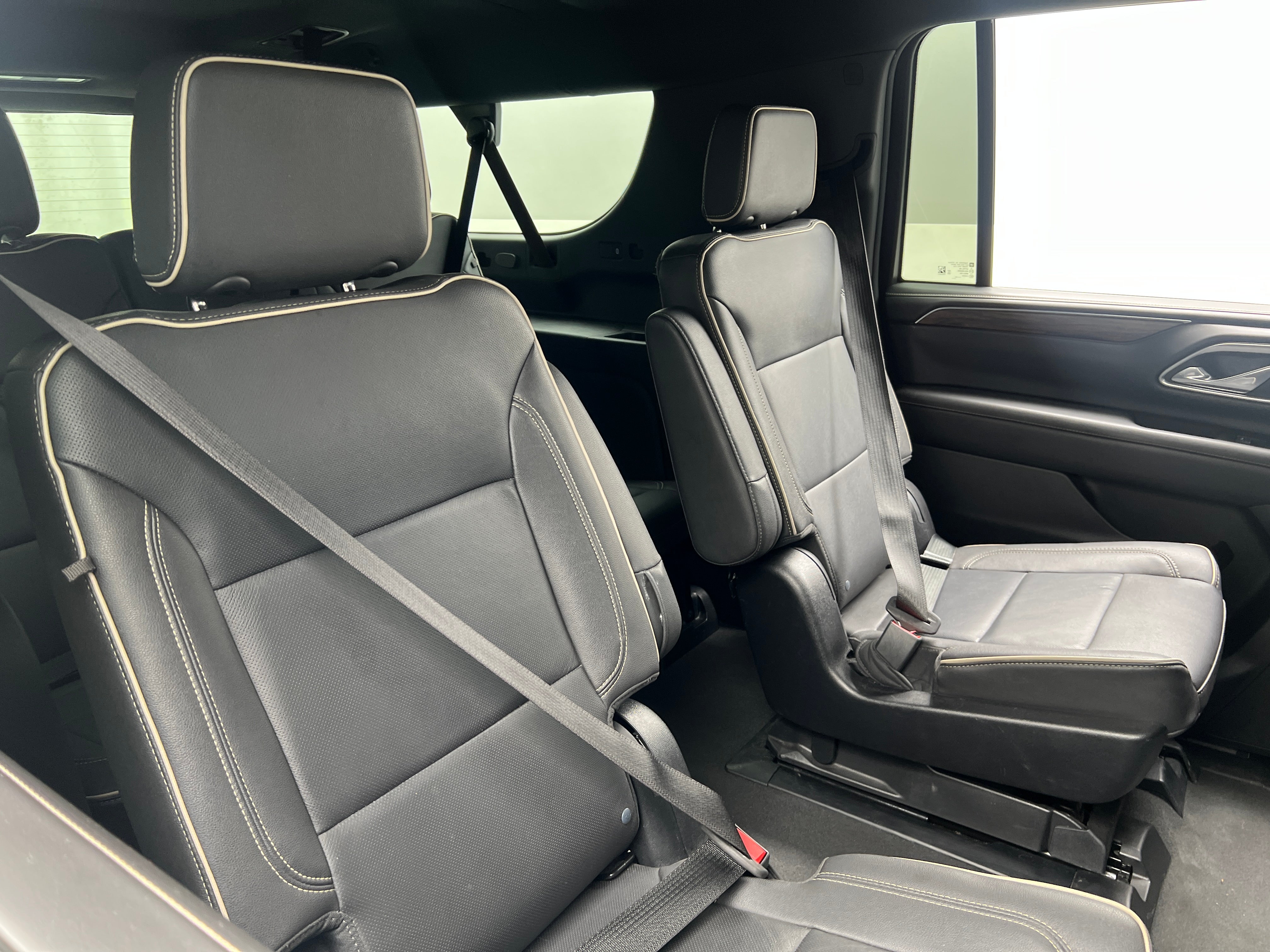 2023 Chevrolet Suburban Premier 5