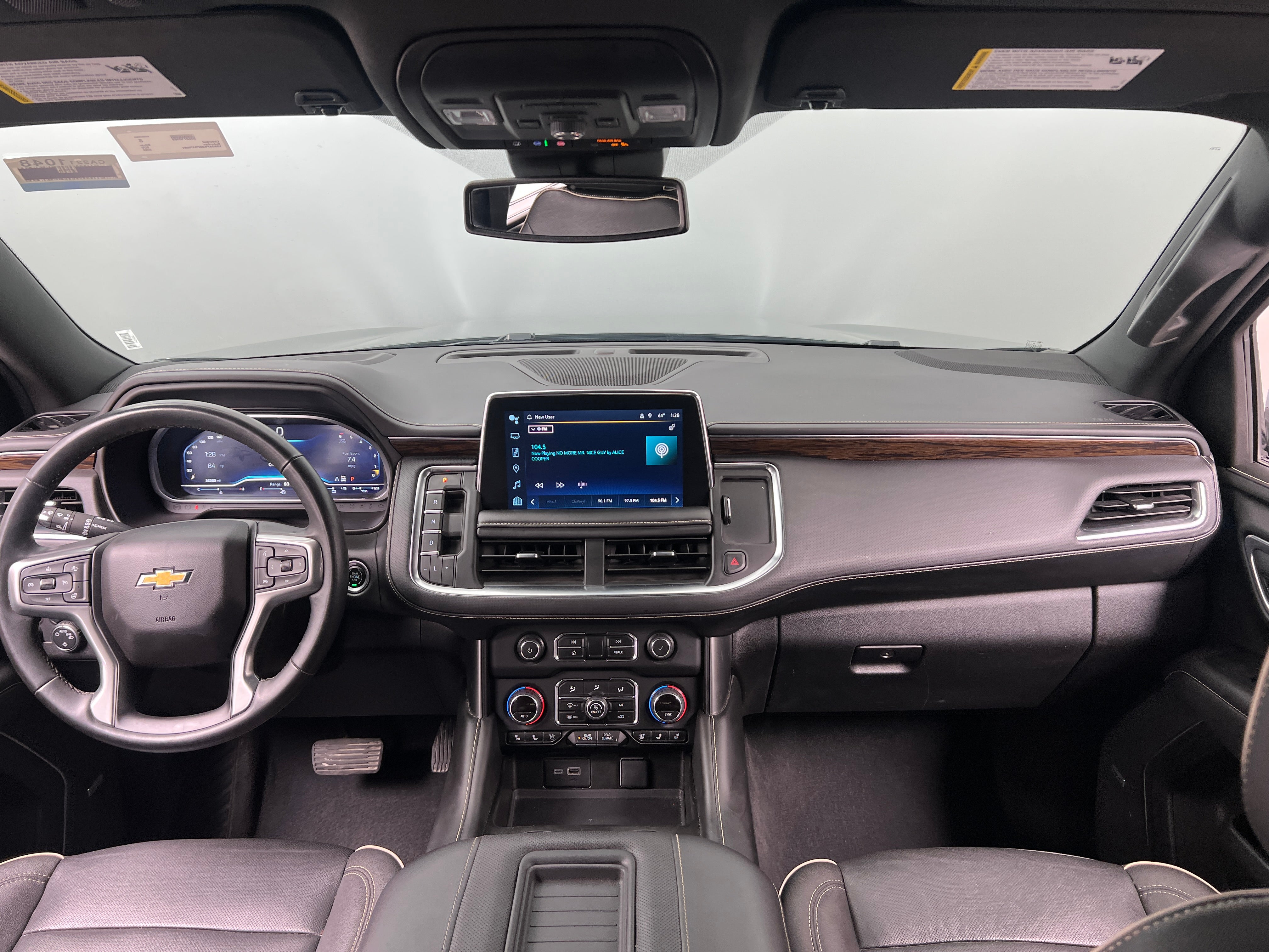 2023 Chevrolet Suburban Premier 2