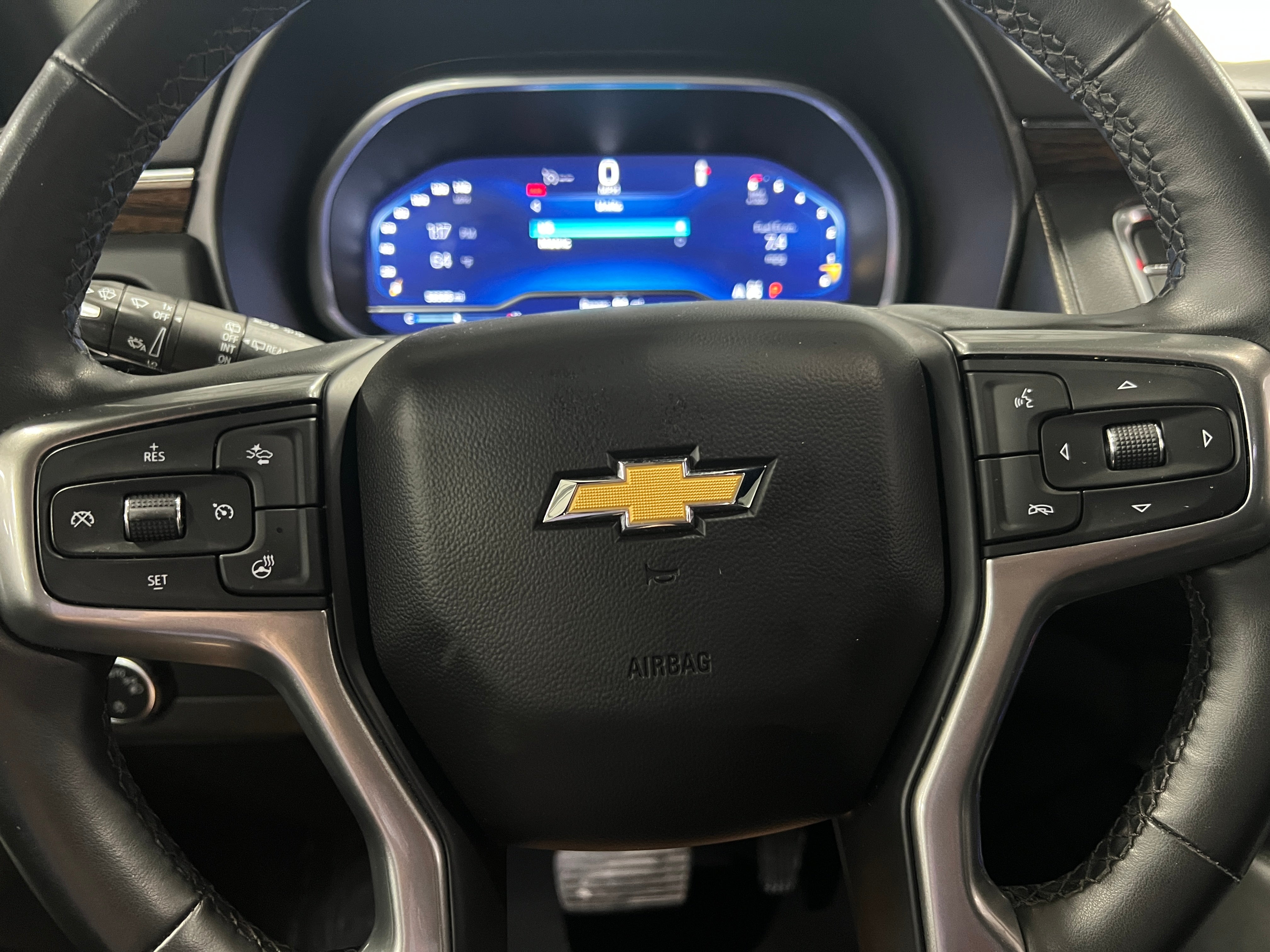 2023 Chevrolet Suburban Premier 4