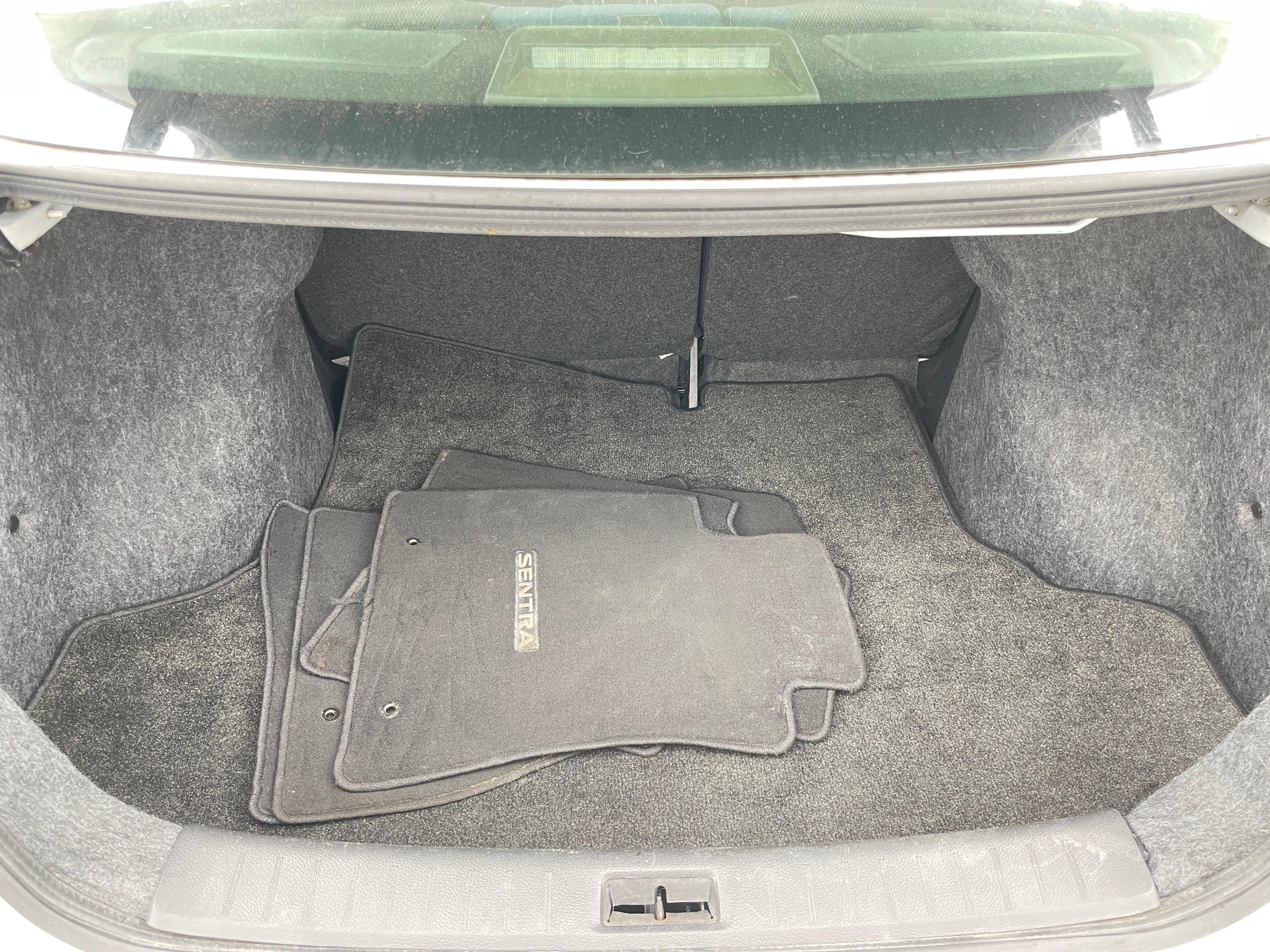 2019 Nissan Sentra S 7