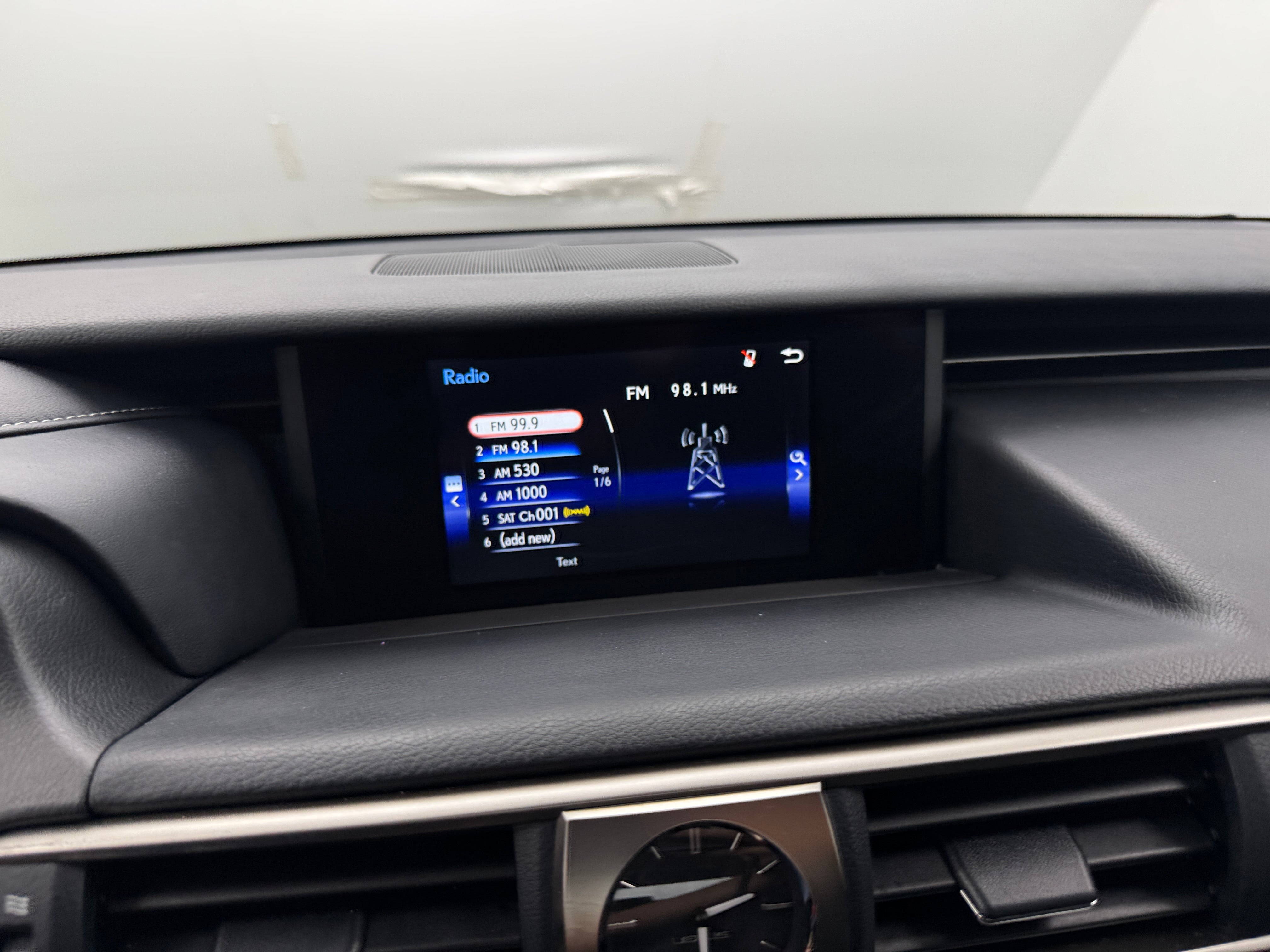 2019 Lexus IS 300 3