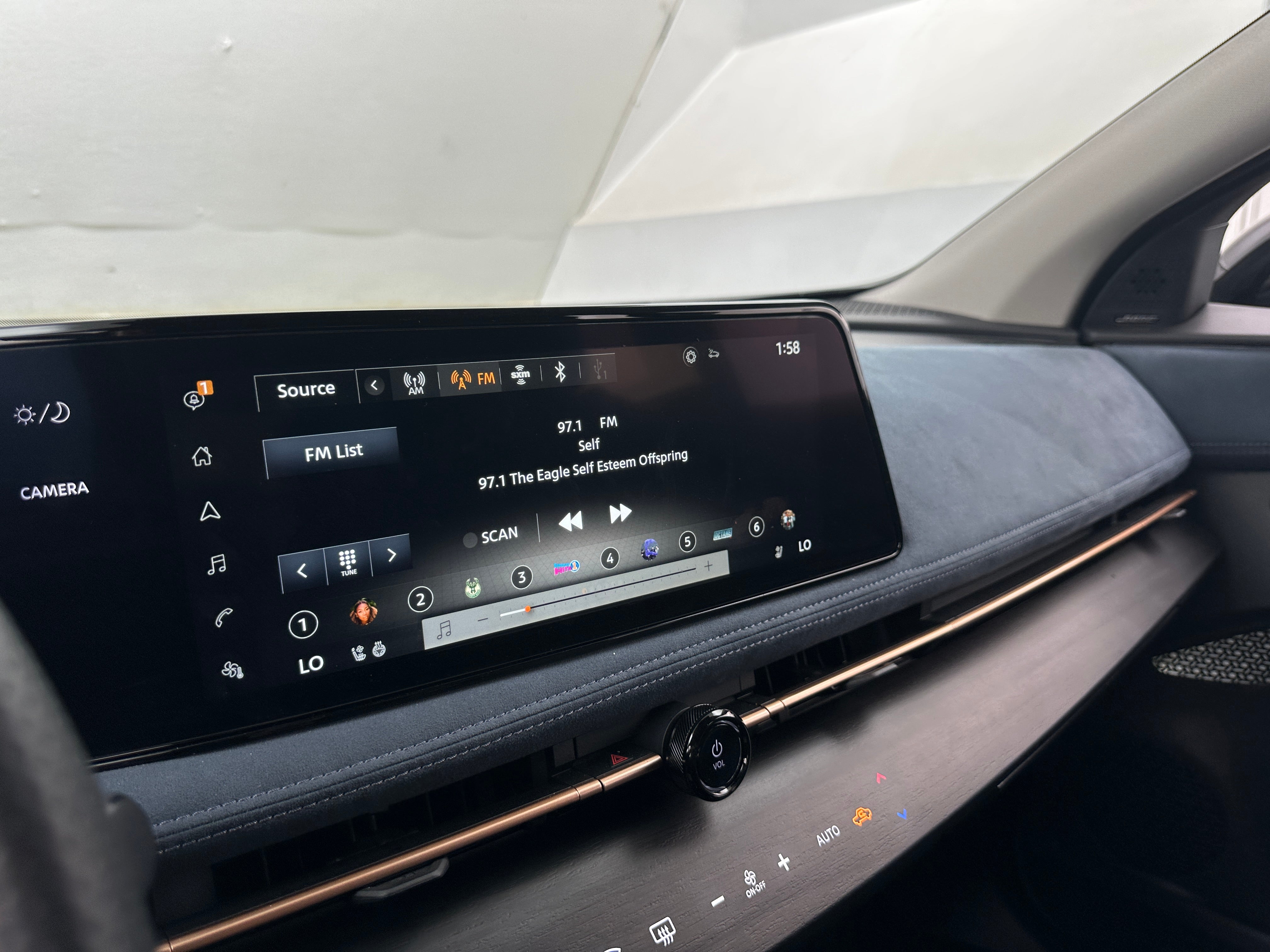 2023 Nissan Ariya Platinum+ 3