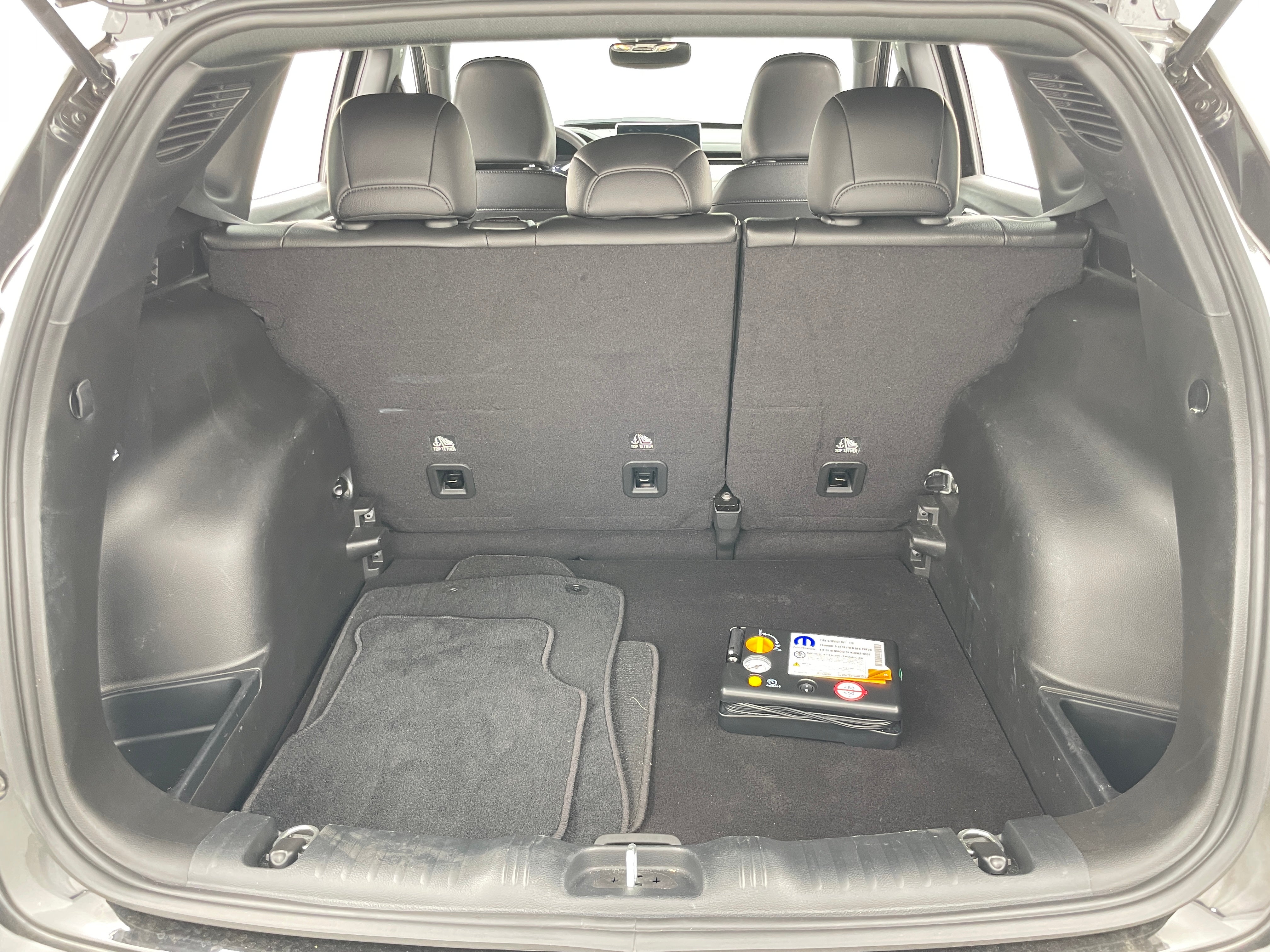 2023 Jeep Compass Limited 6