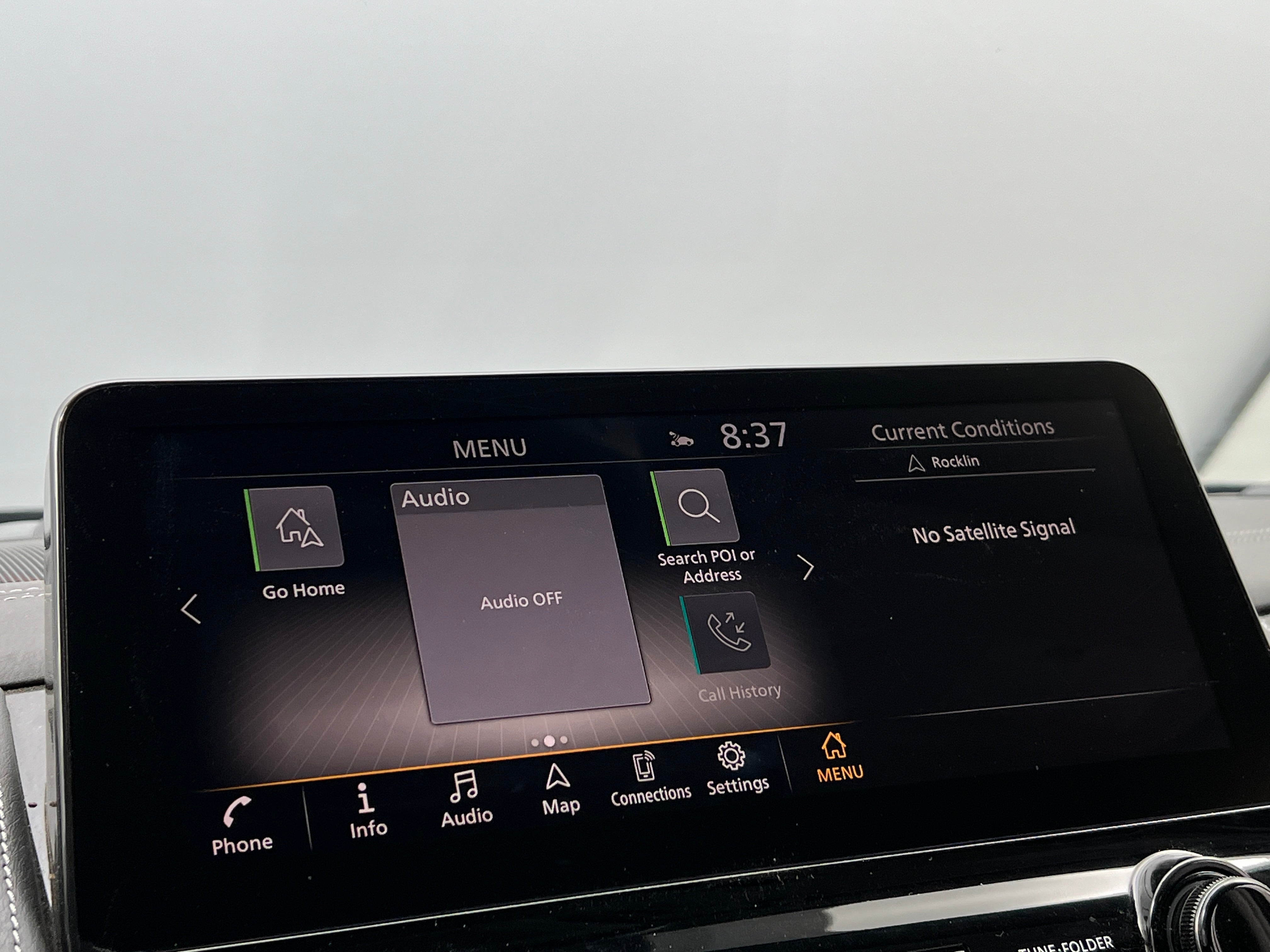 2022 INFINITI QX80 Luxe 3