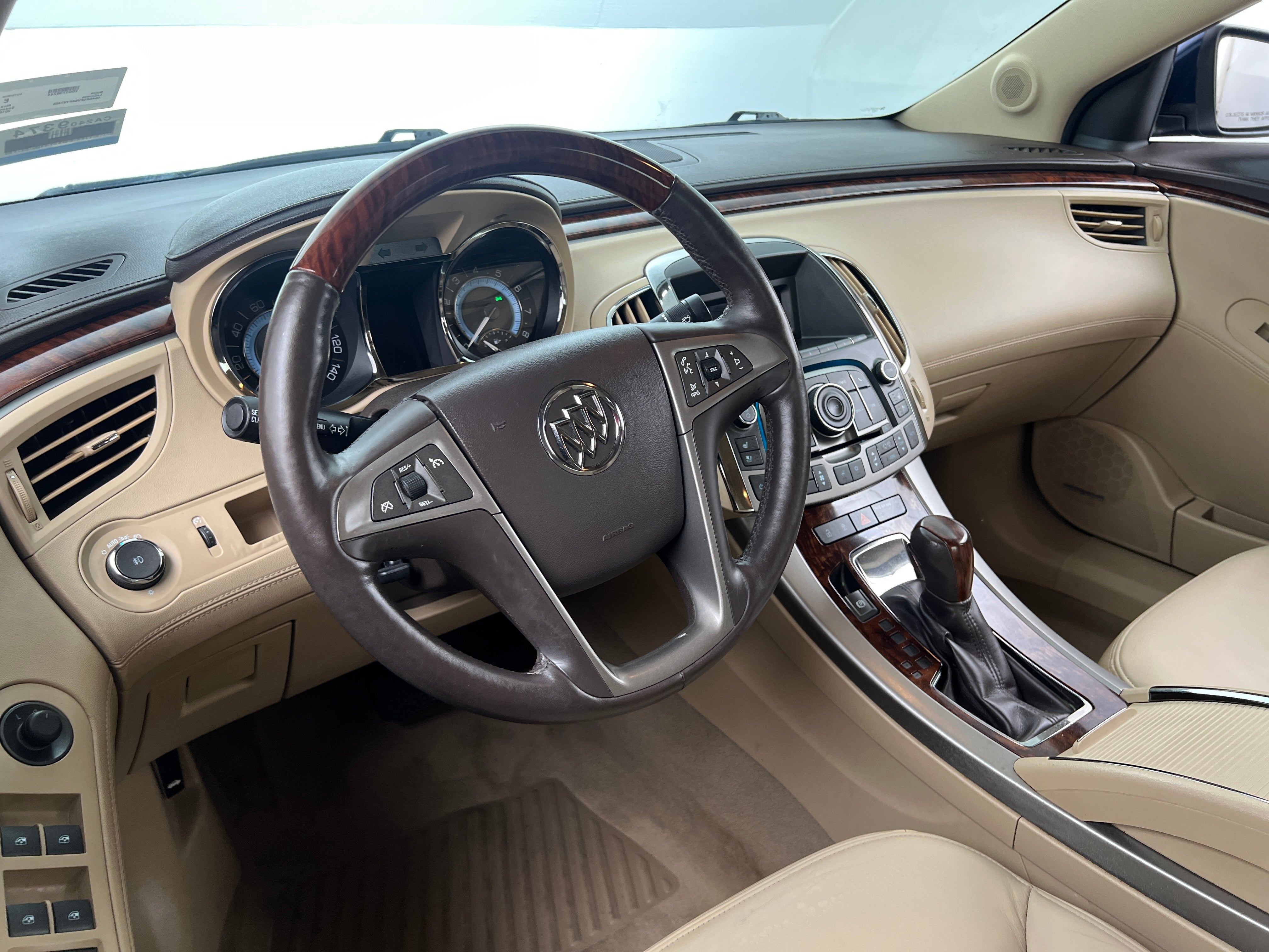 2010 Buick LaCrosse CXS 2
