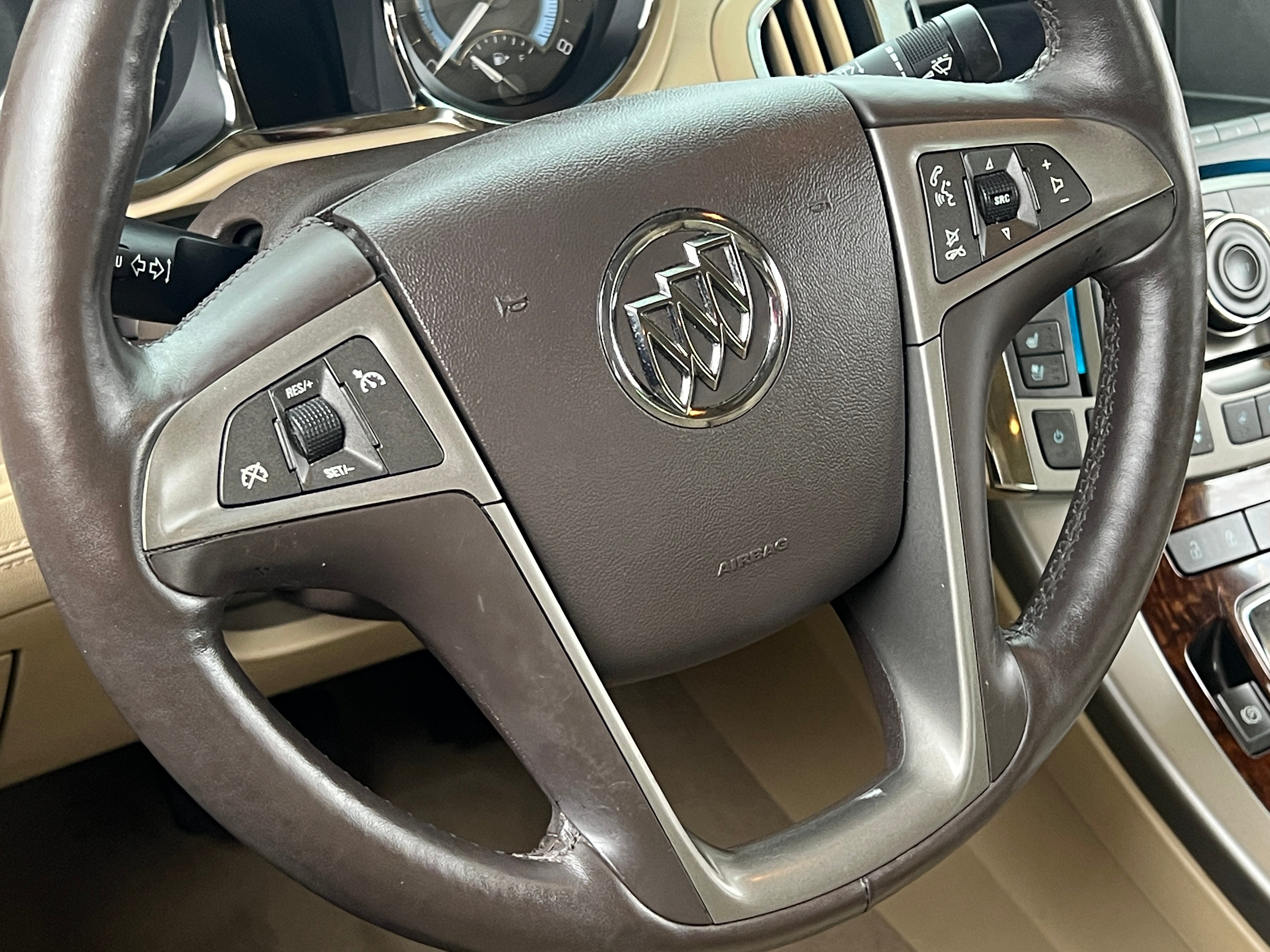 2010 Buick LaCrosse CXS 4