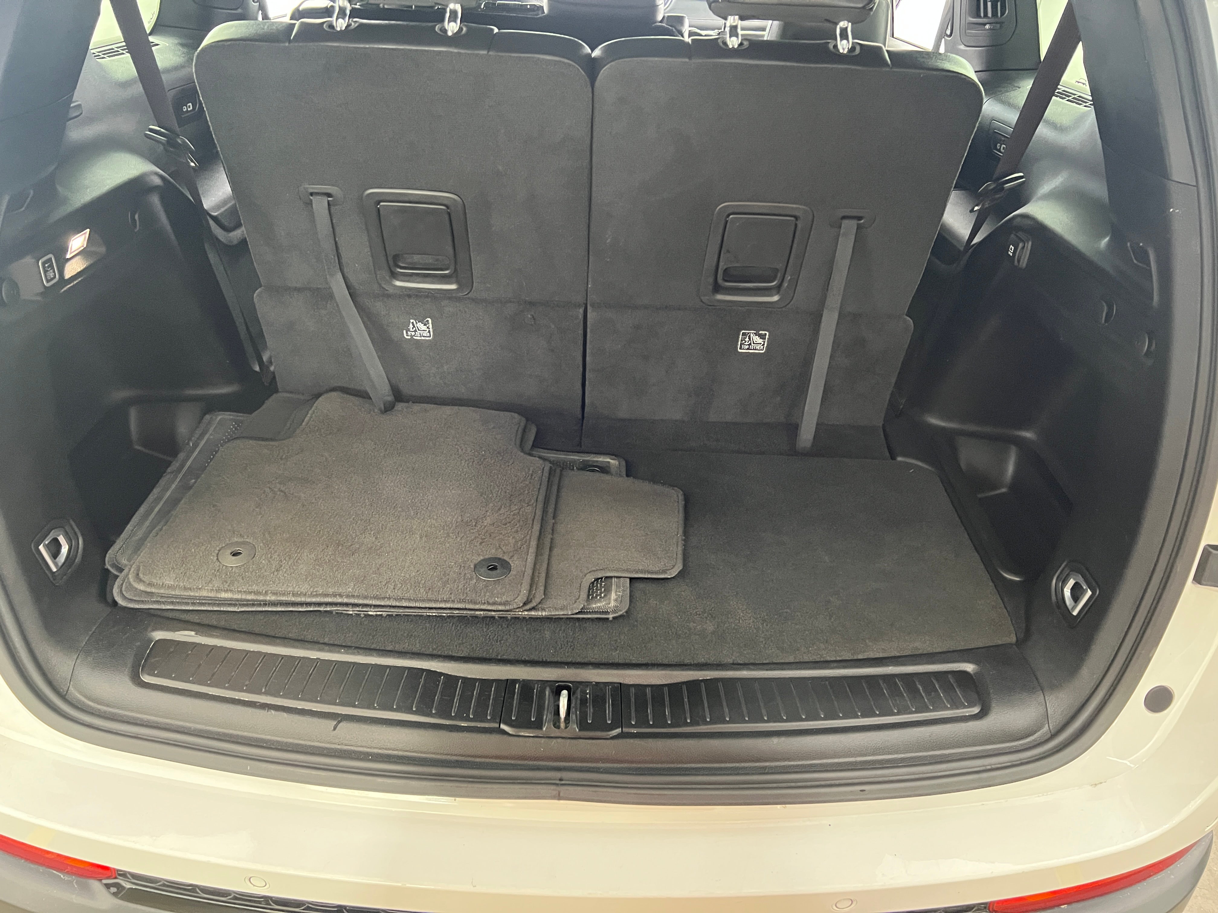2024 Jeep Grand Cherokee L Altitude 6