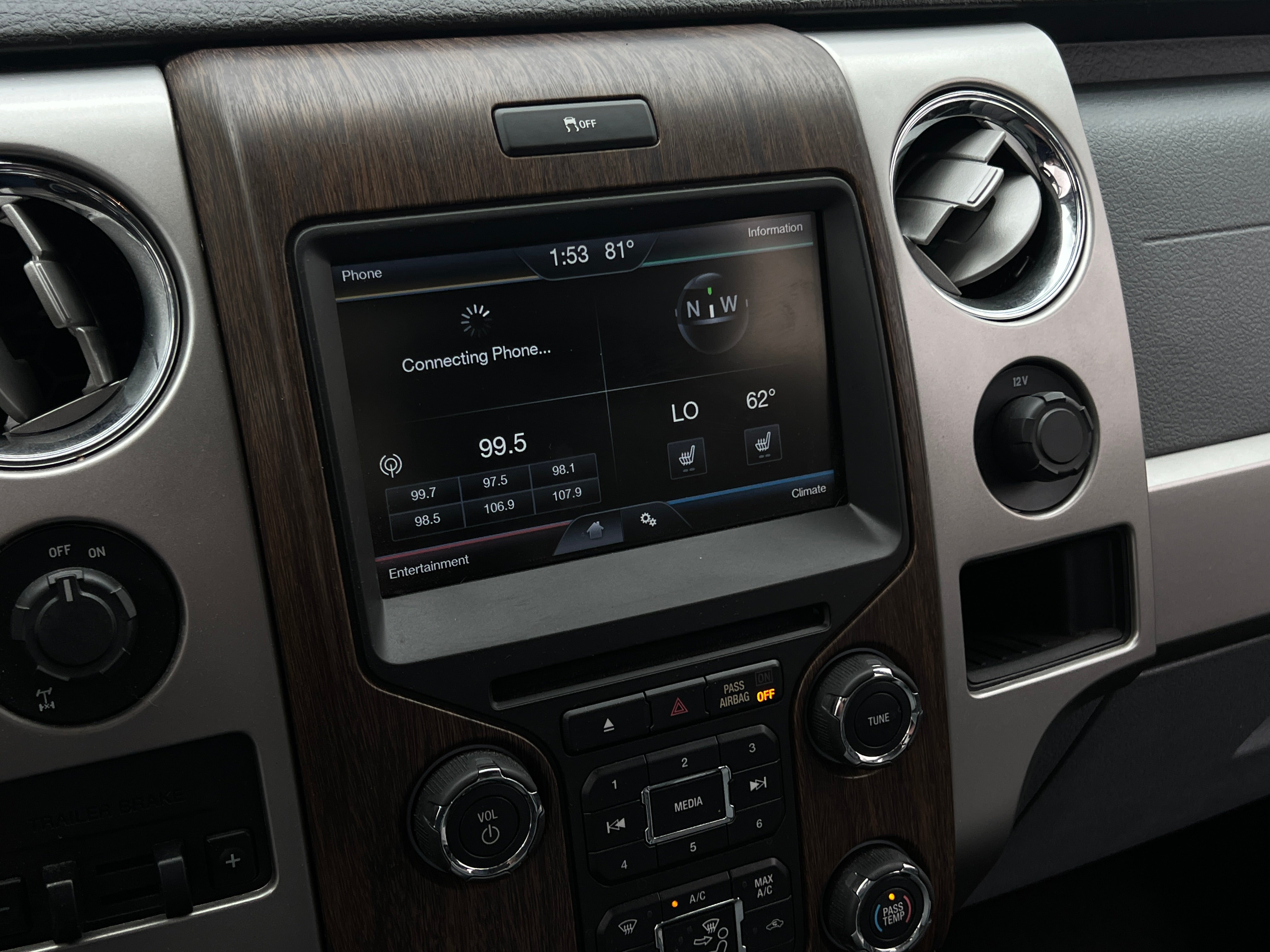 2013 Ford Econoline E-150 3