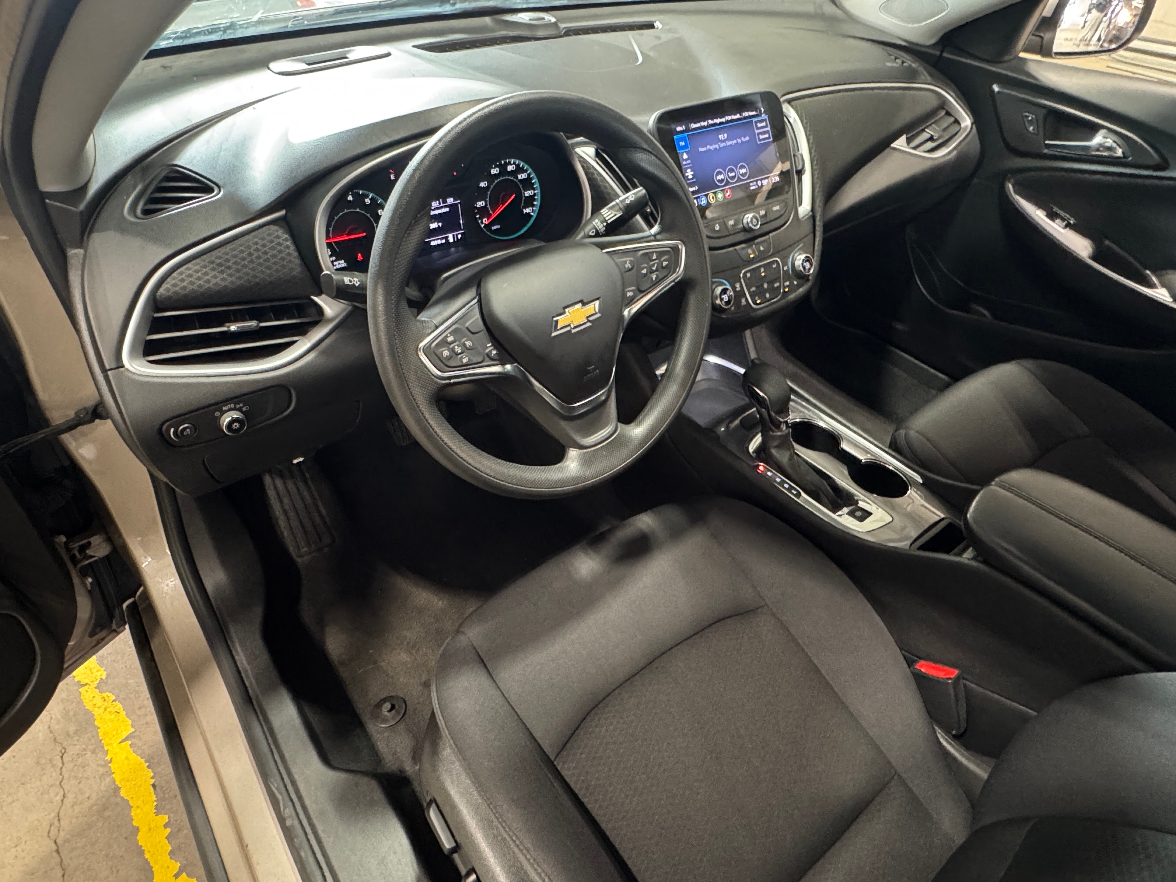 2023 Chevrolet Malibu LT 3