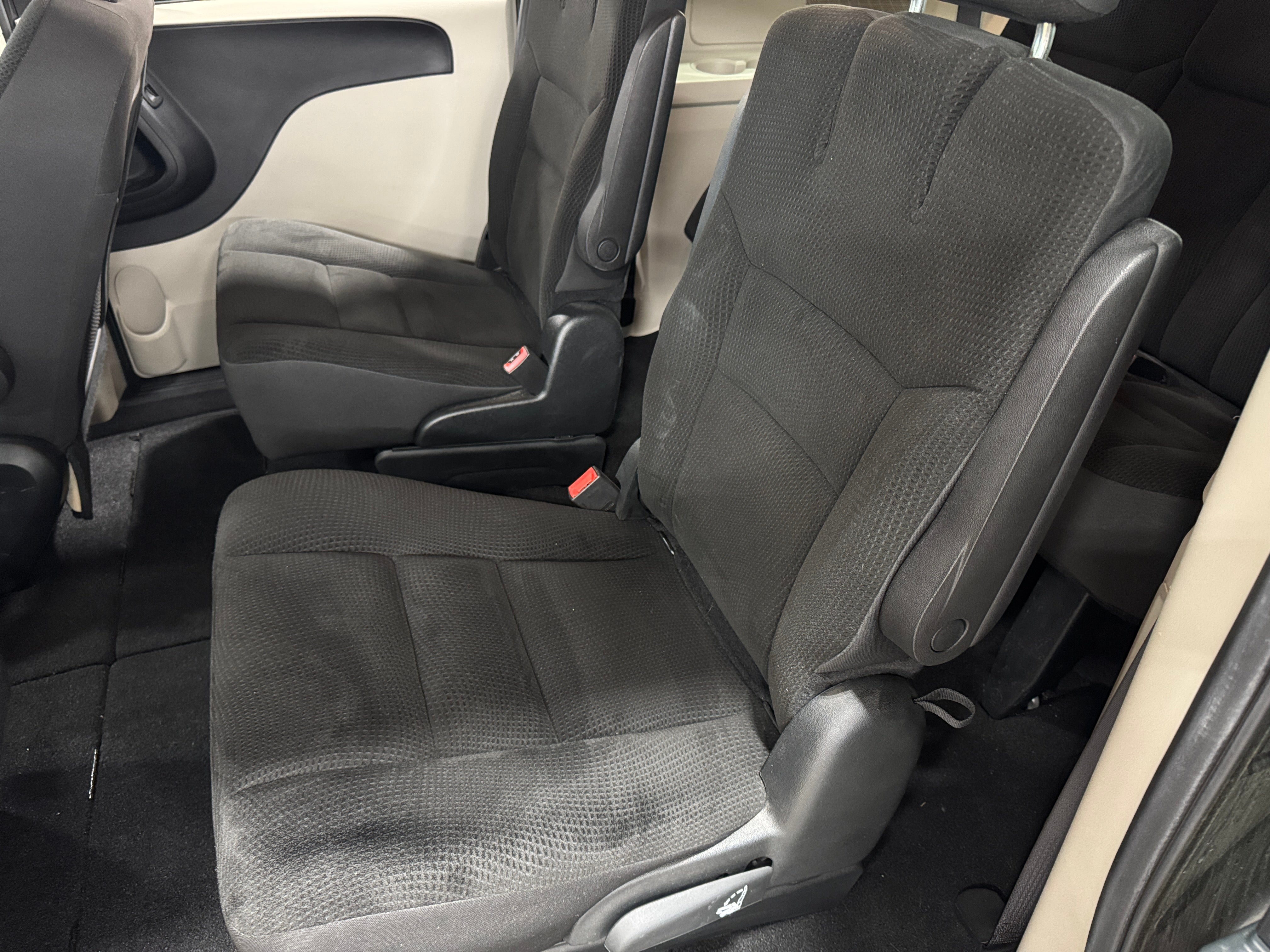 2018 Dodge Grand Caravan SE 6