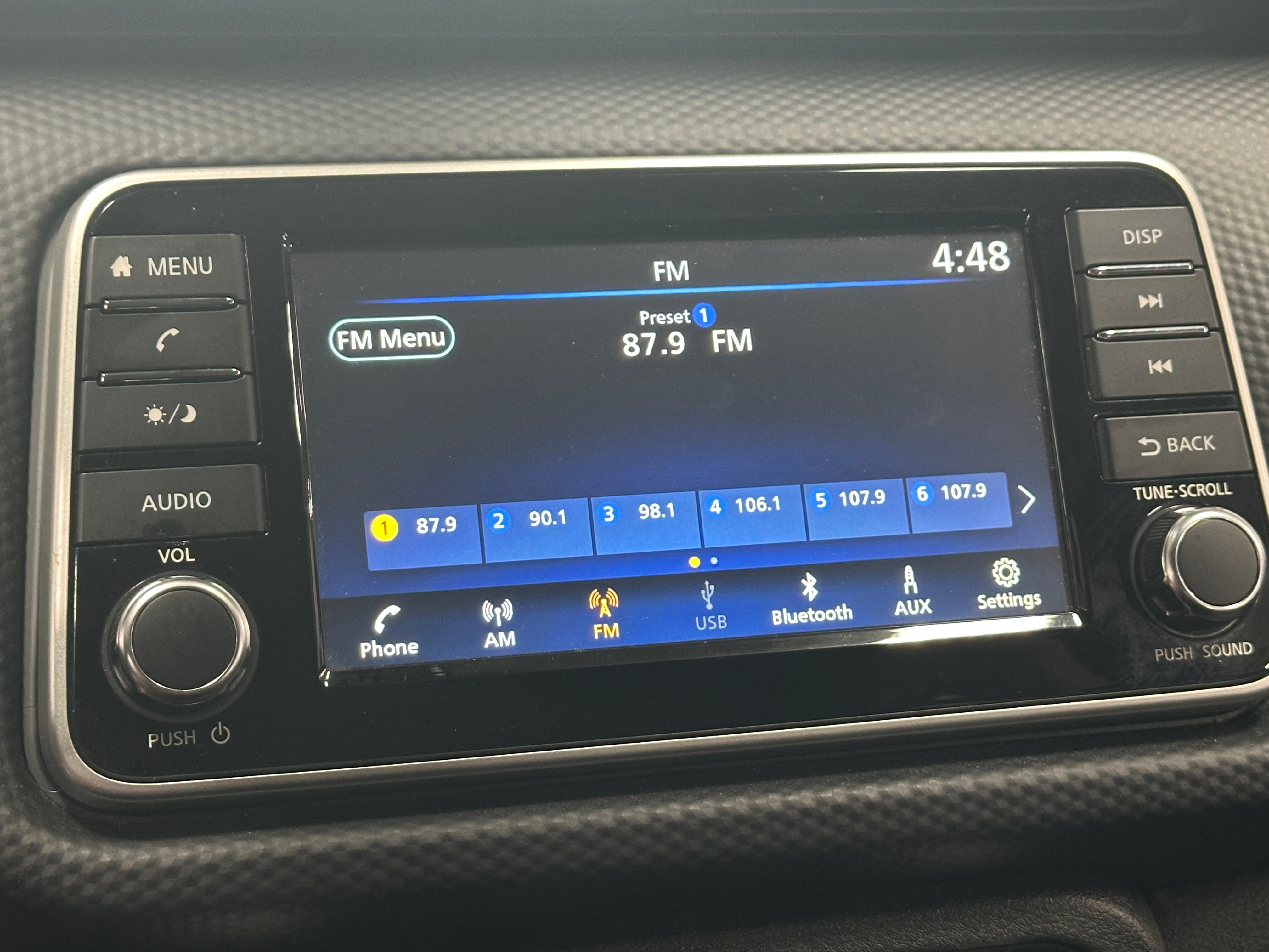 2024 Nissan Kicks S 4