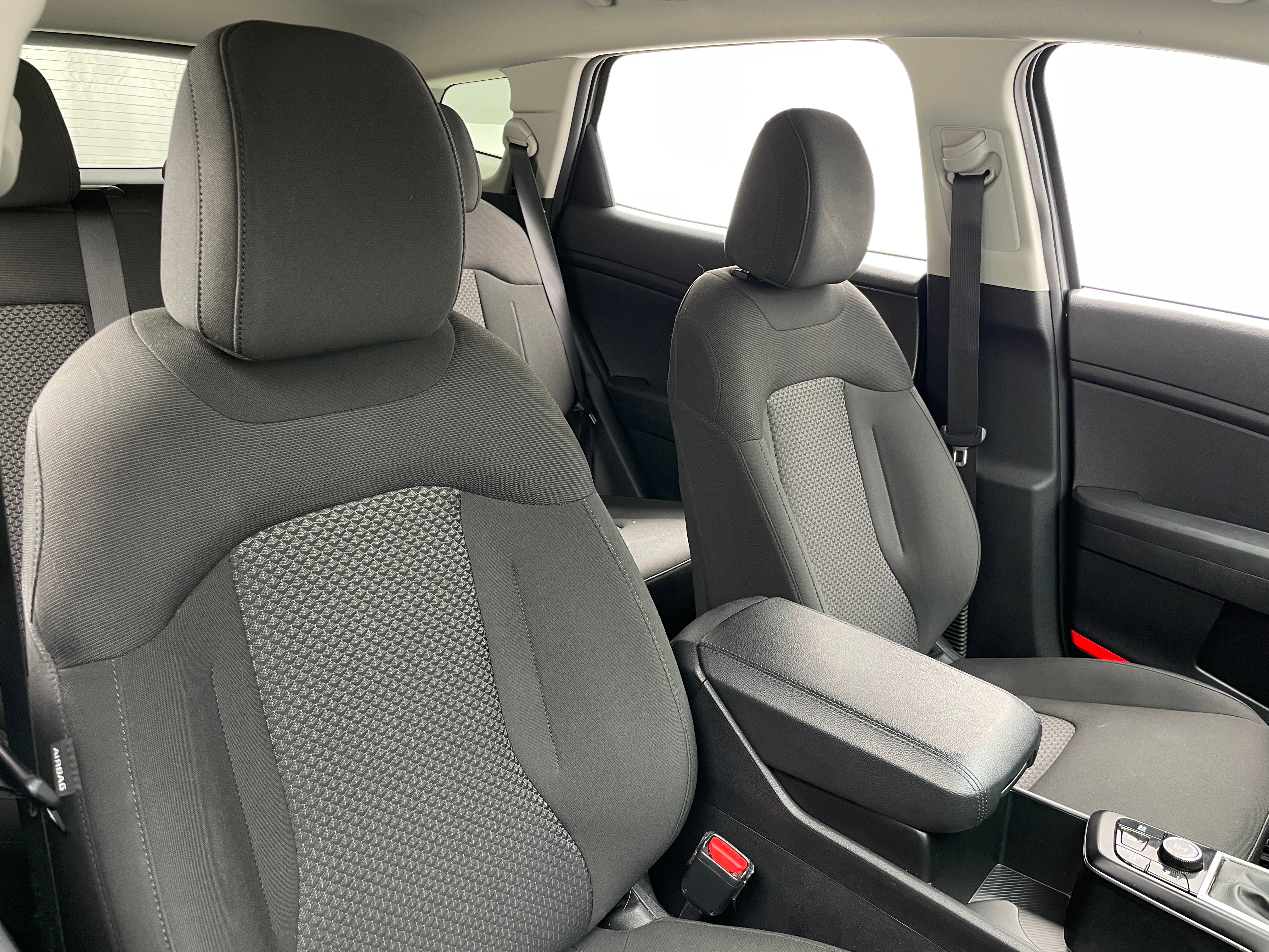 2024 Kia Sportage LX 2