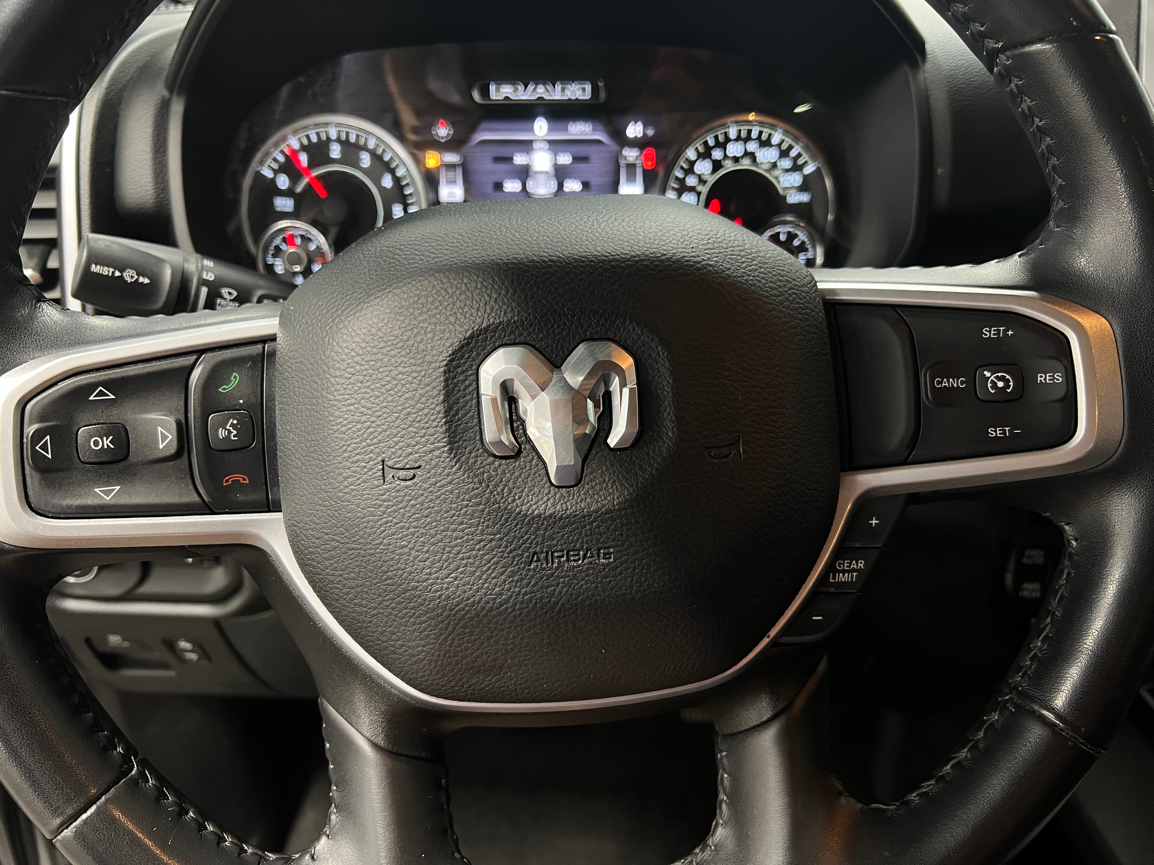 2022 RAM 1500 Big Horn 5