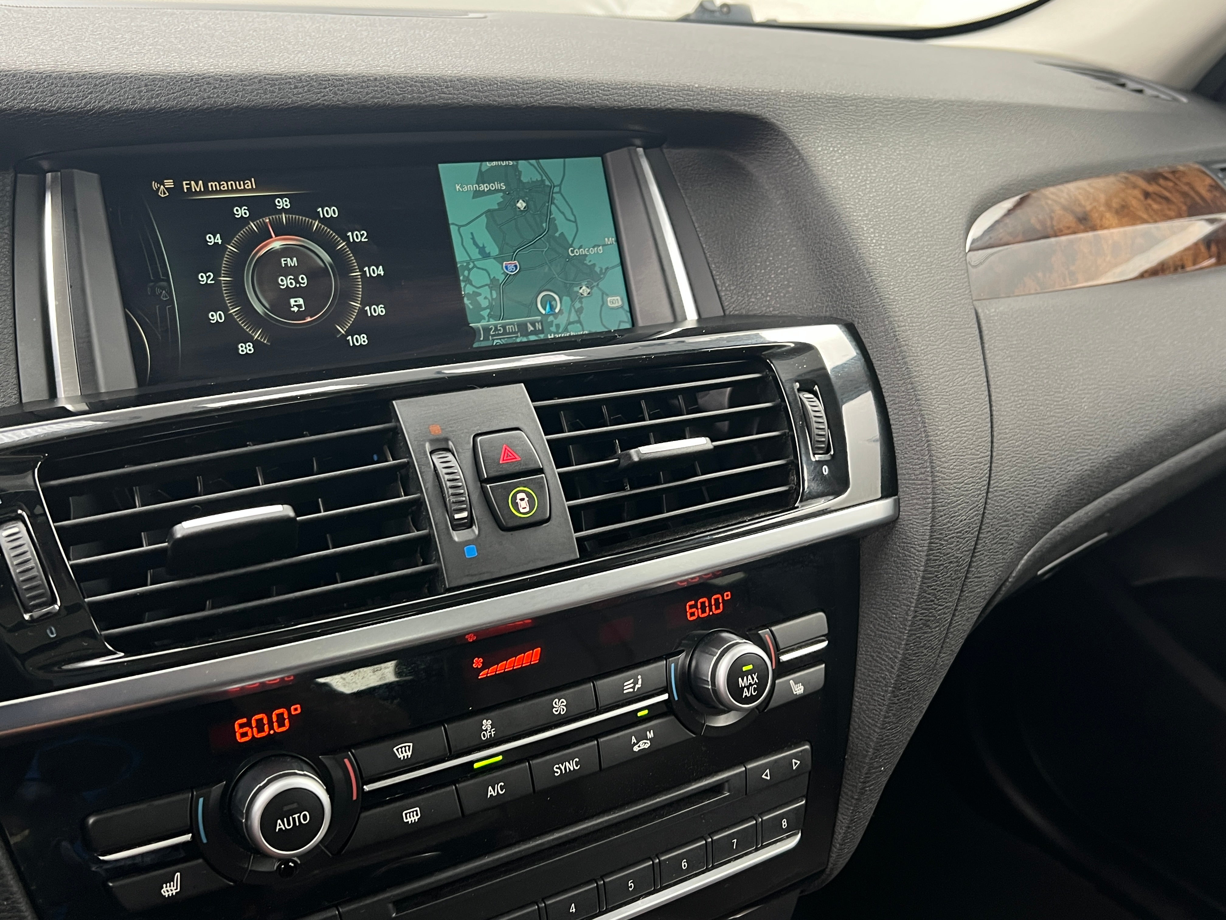 2016 BMW X3 xDrive28i 3